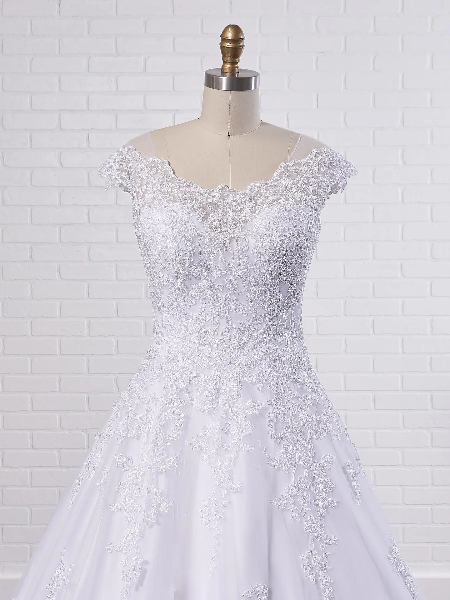 Rebecca Ingram Wedding Dress Kaitlyn 7RS982 Color2