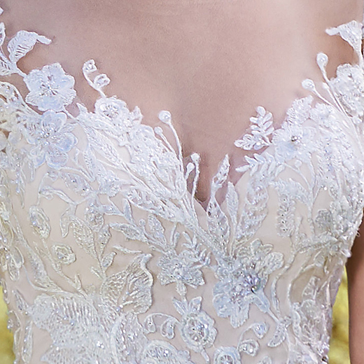 Rebecca Ingram Mercy 8RT467 Neckline