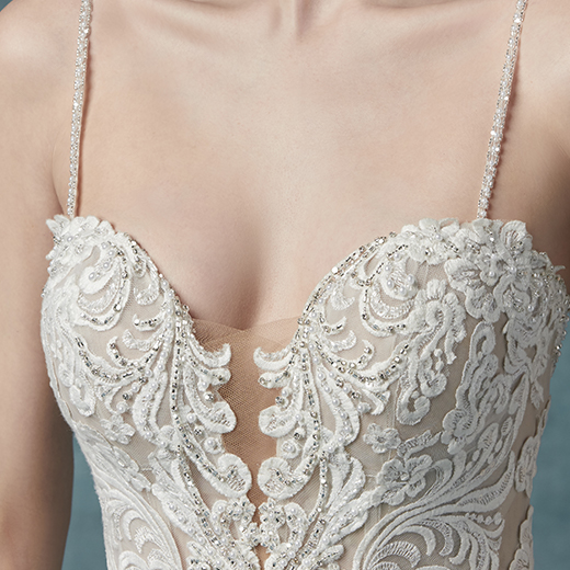 Maggie Sottero Alistaire 9MS023 Neckline