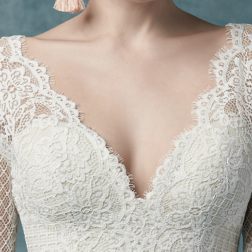 Maggie Sottero Antonia 9MW021 Neckline