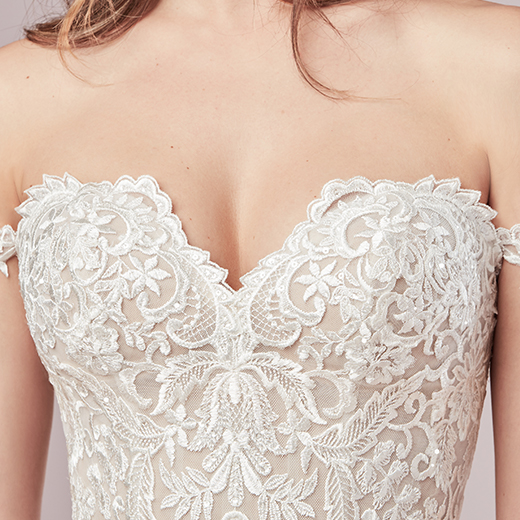 Rebecca Ingram Vanessa 9RS806LU Neckline