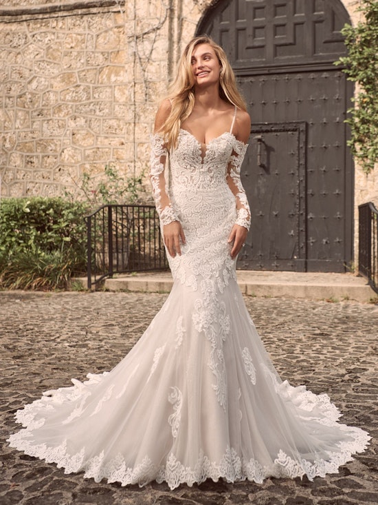 Sexy Spaghetti Strap Fit-and-Flare Wedding Dress in Embellished Lace