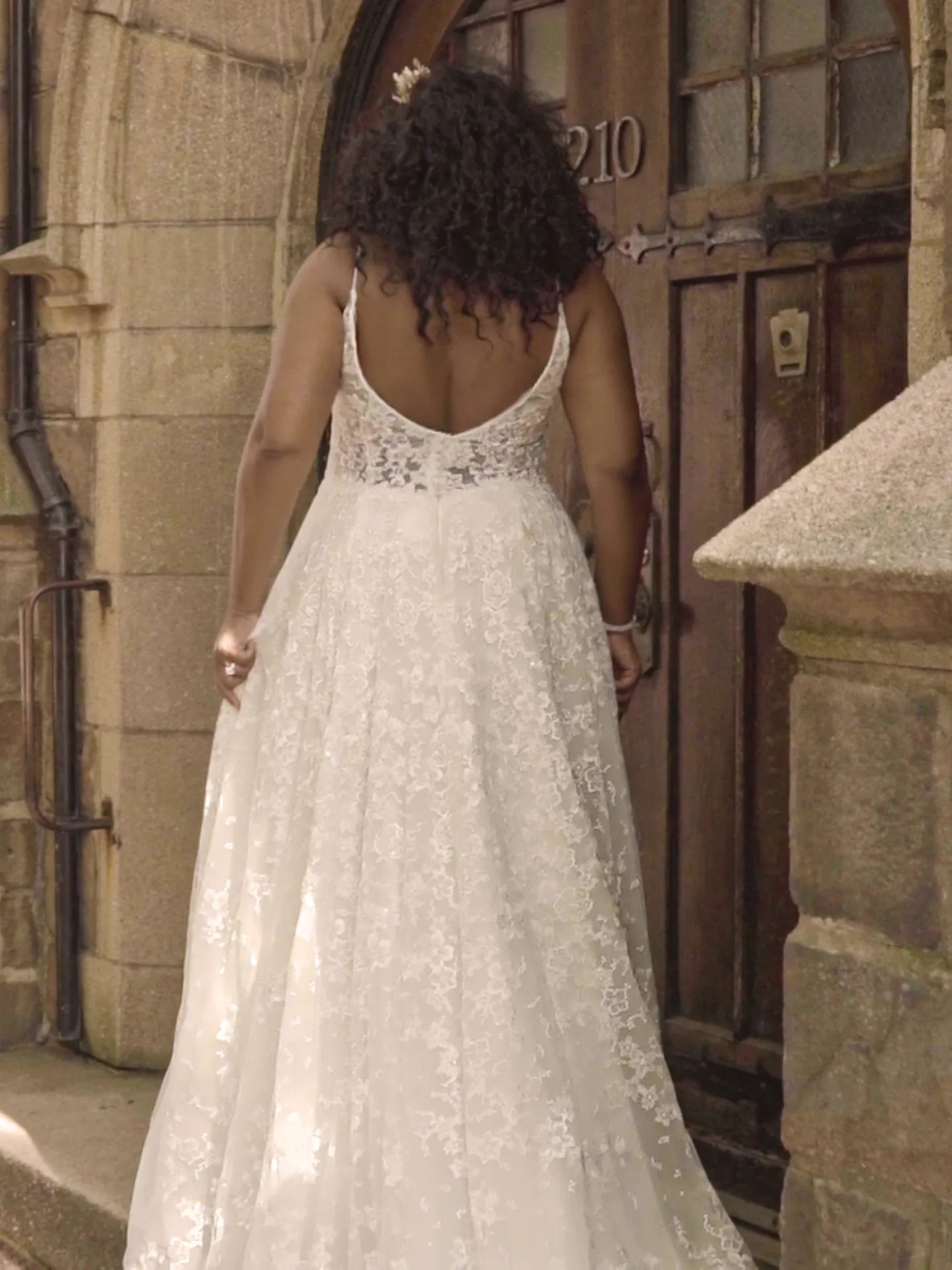 Maggie Sottero Lorenza Floral Boho A-line Wedding Dress 21MT411 Curve-Alt10