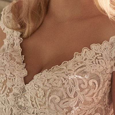 Maggie Sottero Antonella 21MT416 Neckline