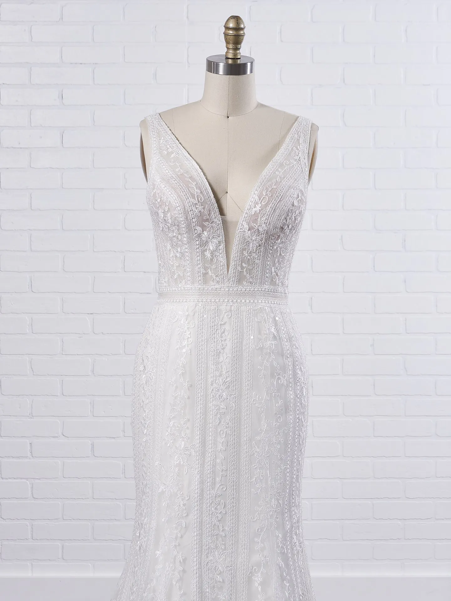 Maggie Sottero Coretta Rose Flattering mermaid wedding dress shimmering with embroidered lace 20MT643UB Color1