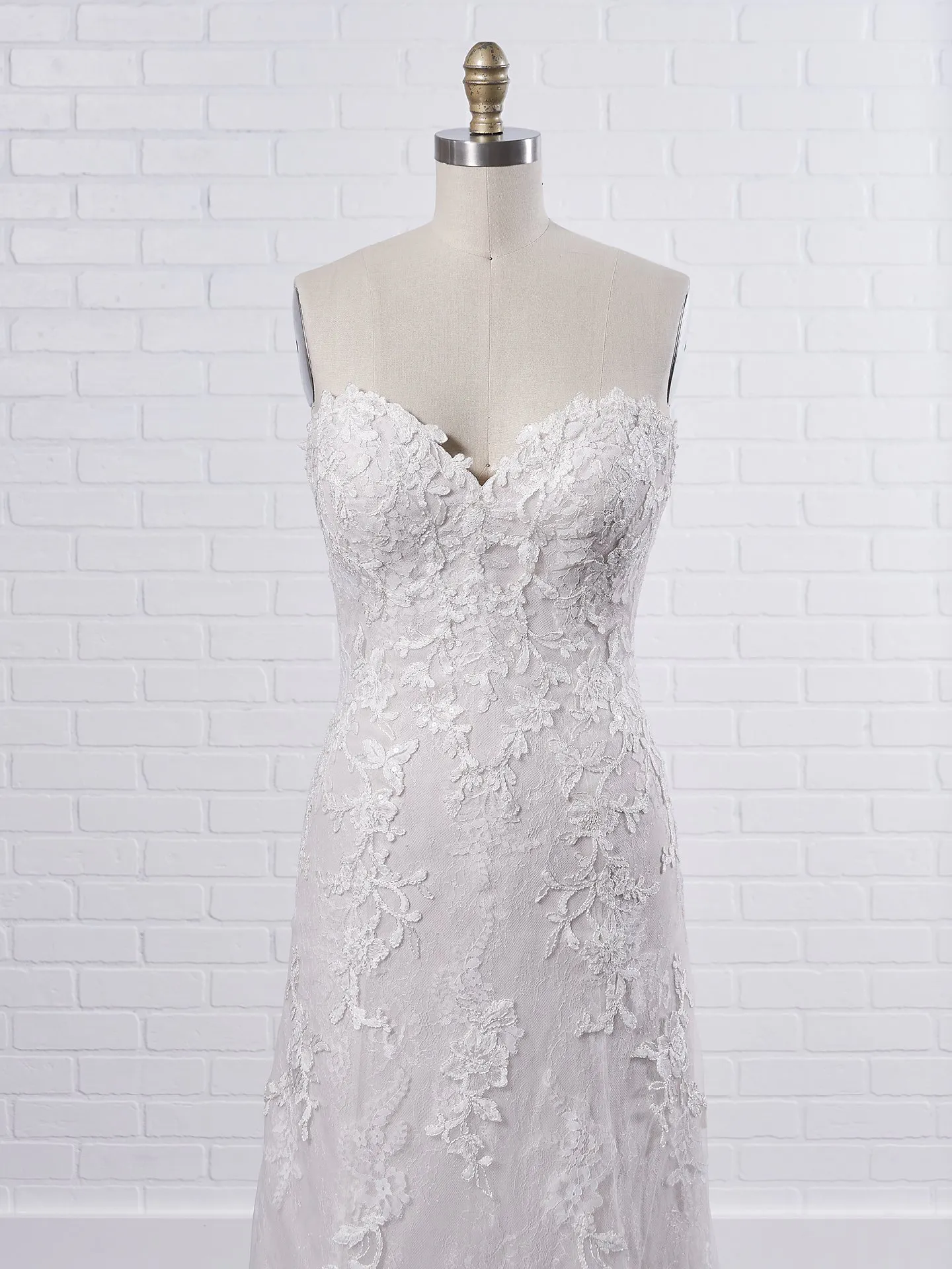 Rebecca Ingram Florina Off-the-shoulder lace wedding gown to show off your figure 20RC618 Color3