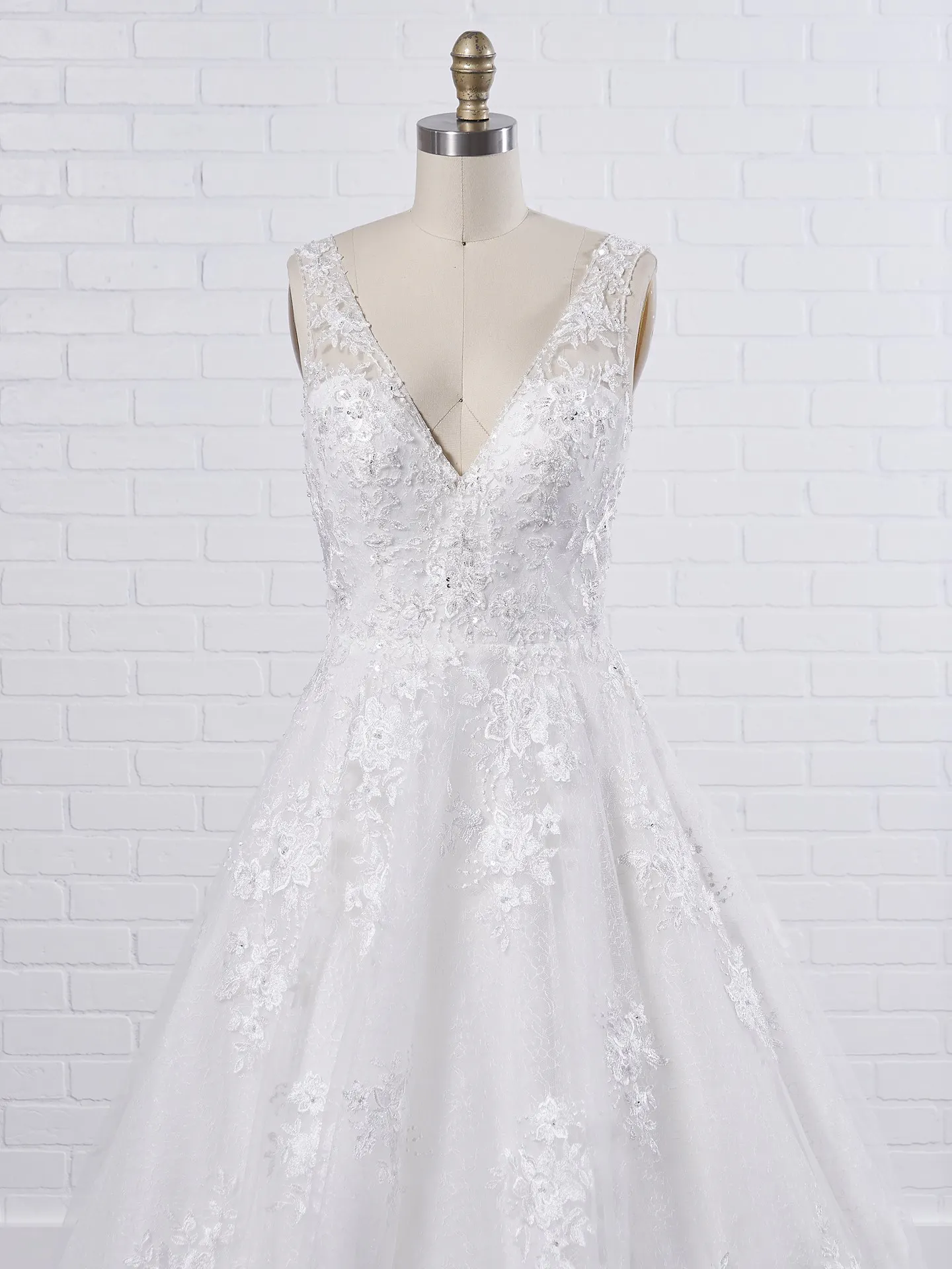 Maggie Sottero Meryl Lynette A lace bridal ball gown wedding dress with a touch of vintage-inspired glamour 7MS339MC Color1