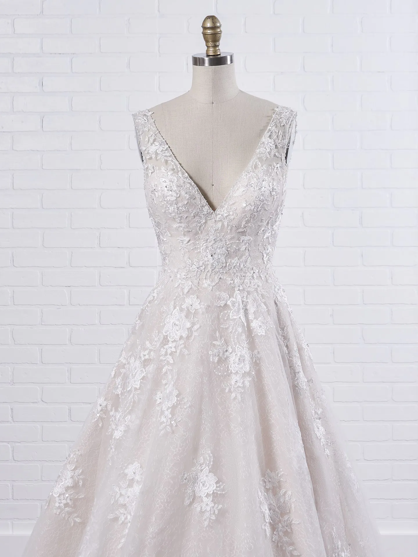 Maggie Sottero Meryl Lynette A lace bridal ball gown wedding dress with a touch of vintage-inspired glamour 7MS339MC Color3