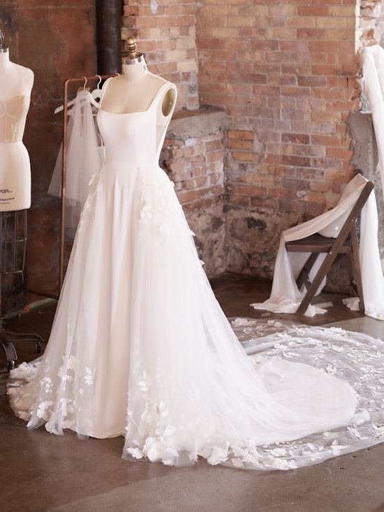 maggie sottero detachable train