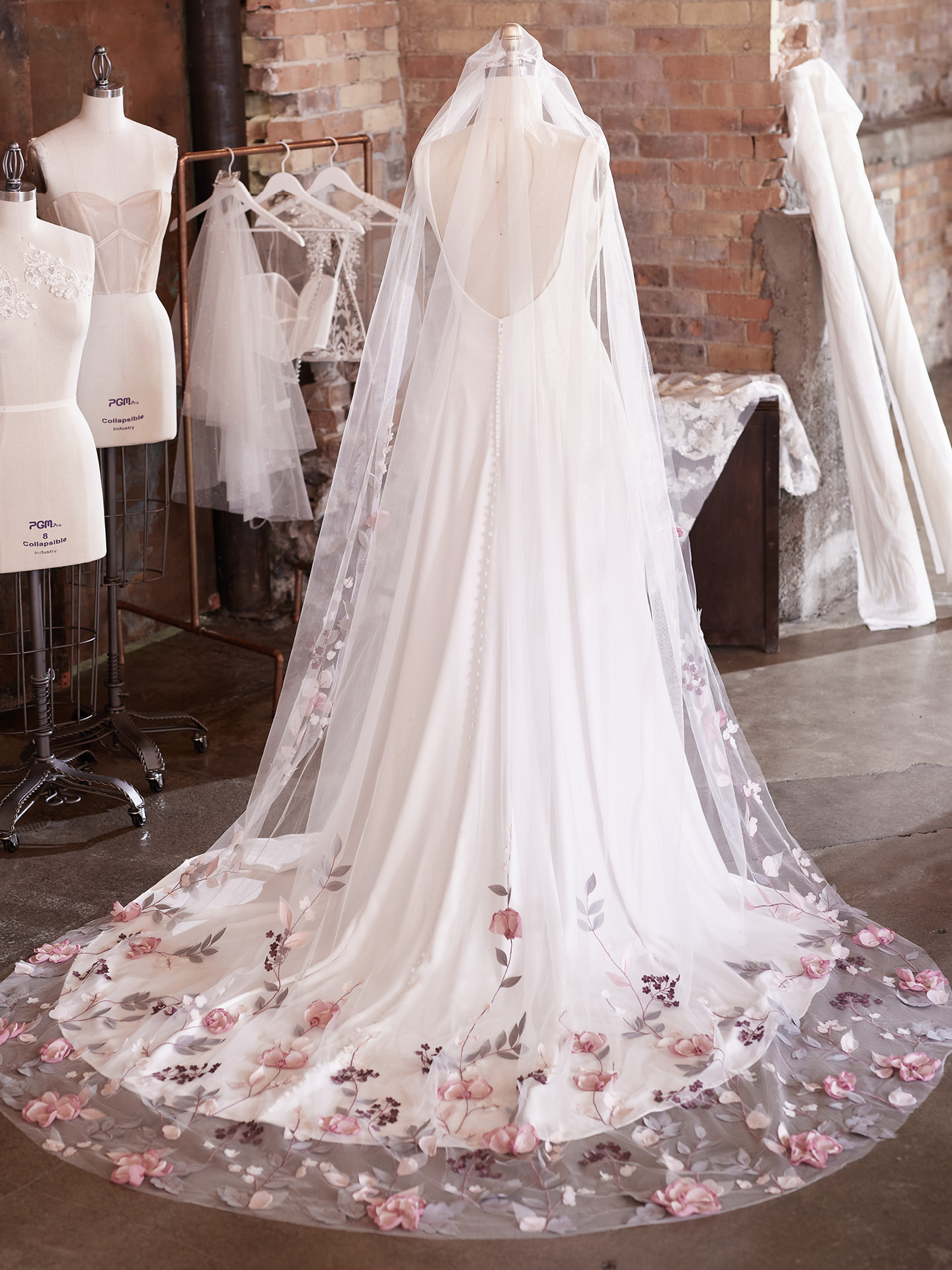 maggie sottero bridal veils