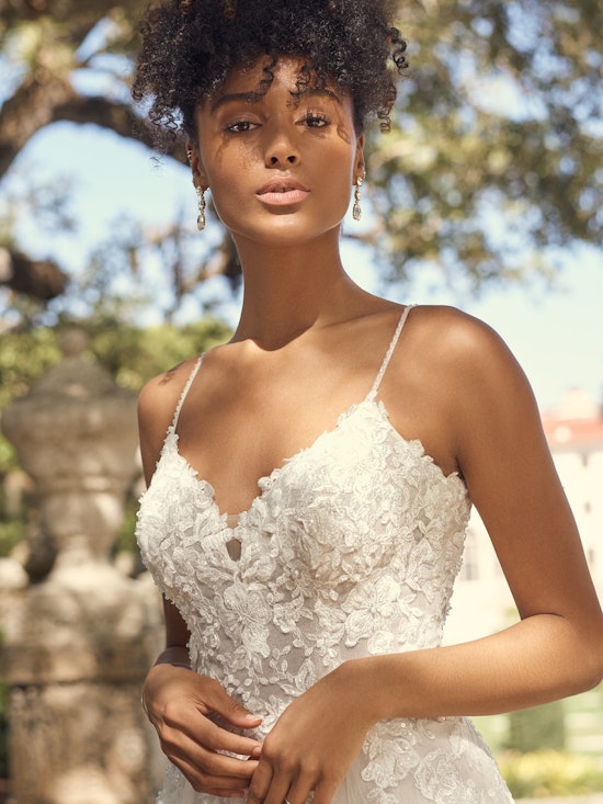 Fit And Flare Floral Lace Wedding Dress With Spaghetti Straps