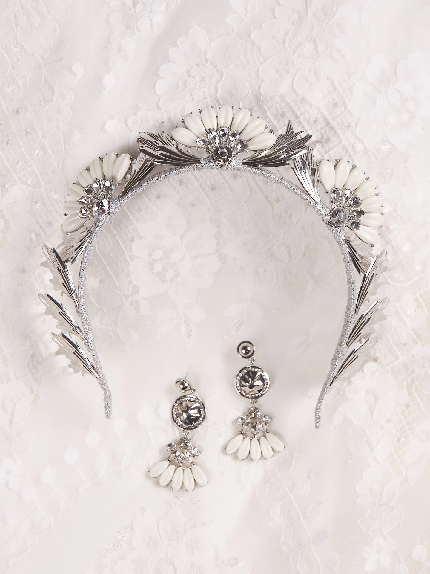 A-El-Este with Maggie Sottero Jewelry ALANIS  21AE103EA Alt3