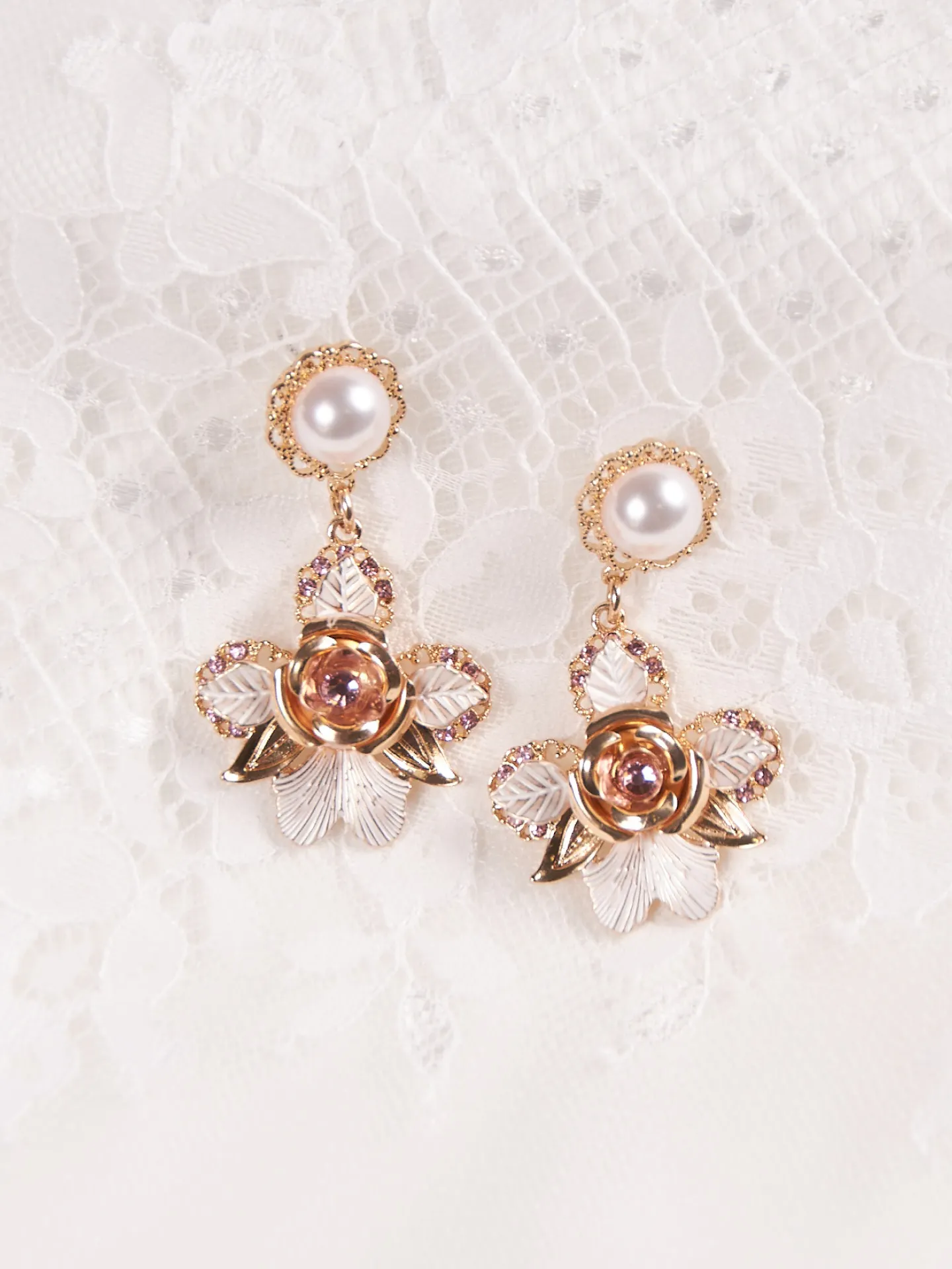 A-El-Este with Maggie Sottero Jewelry CALAVERAS  21AE111EA Alt1