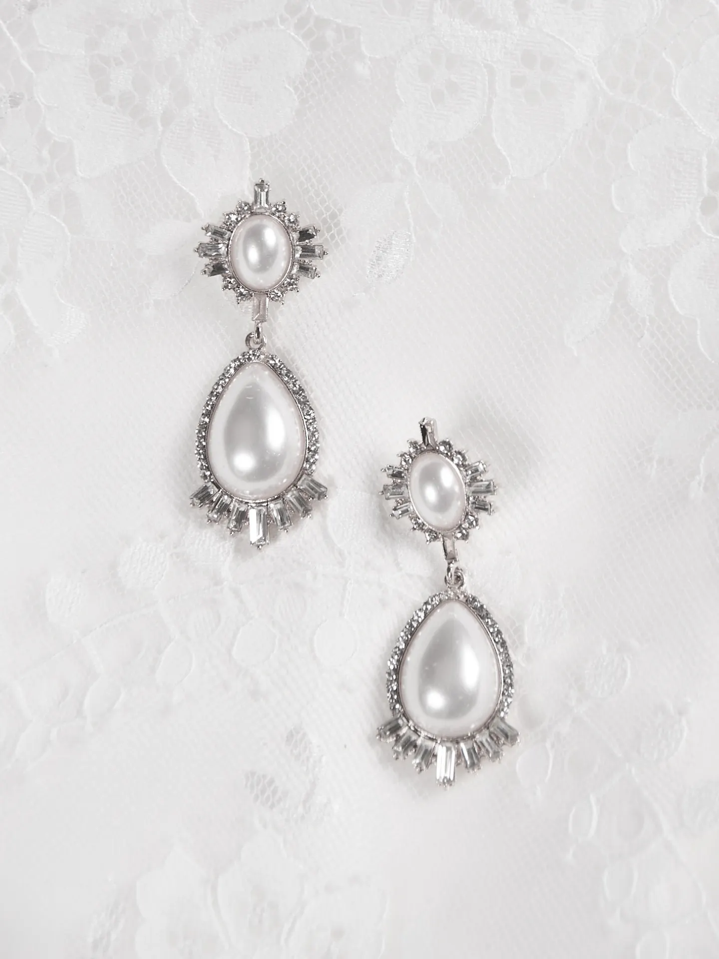 A-El-Este with Maggie Sottero Jewelry DEANDRA  21AE114EA Alt1