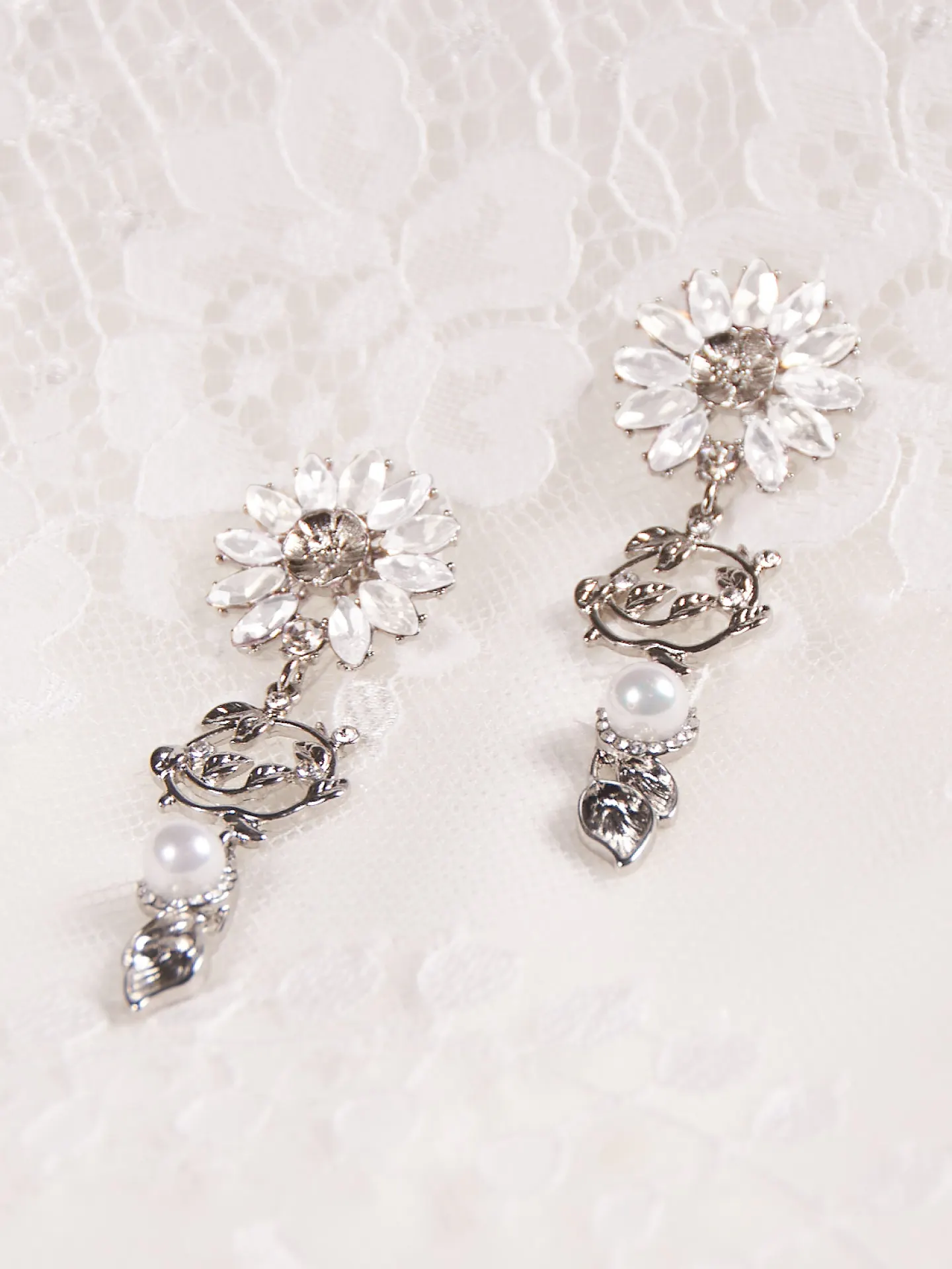 A-El-Este with Maggie Sottero Jewelry HAYDEN  21AE112EA Alt2