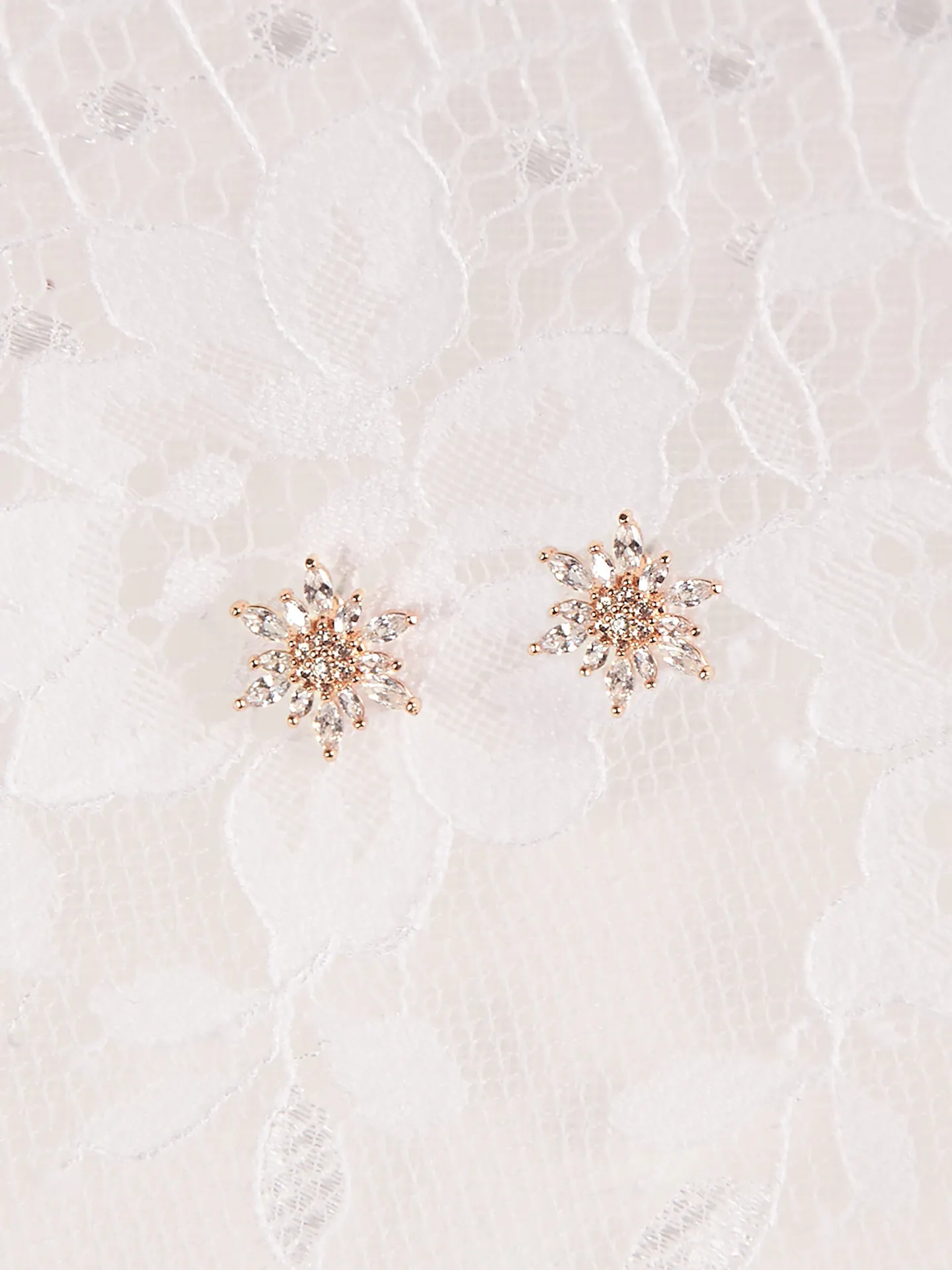 A-El-Este with Maggie Sottero Jewelry MARVITA  21AE102EA Main