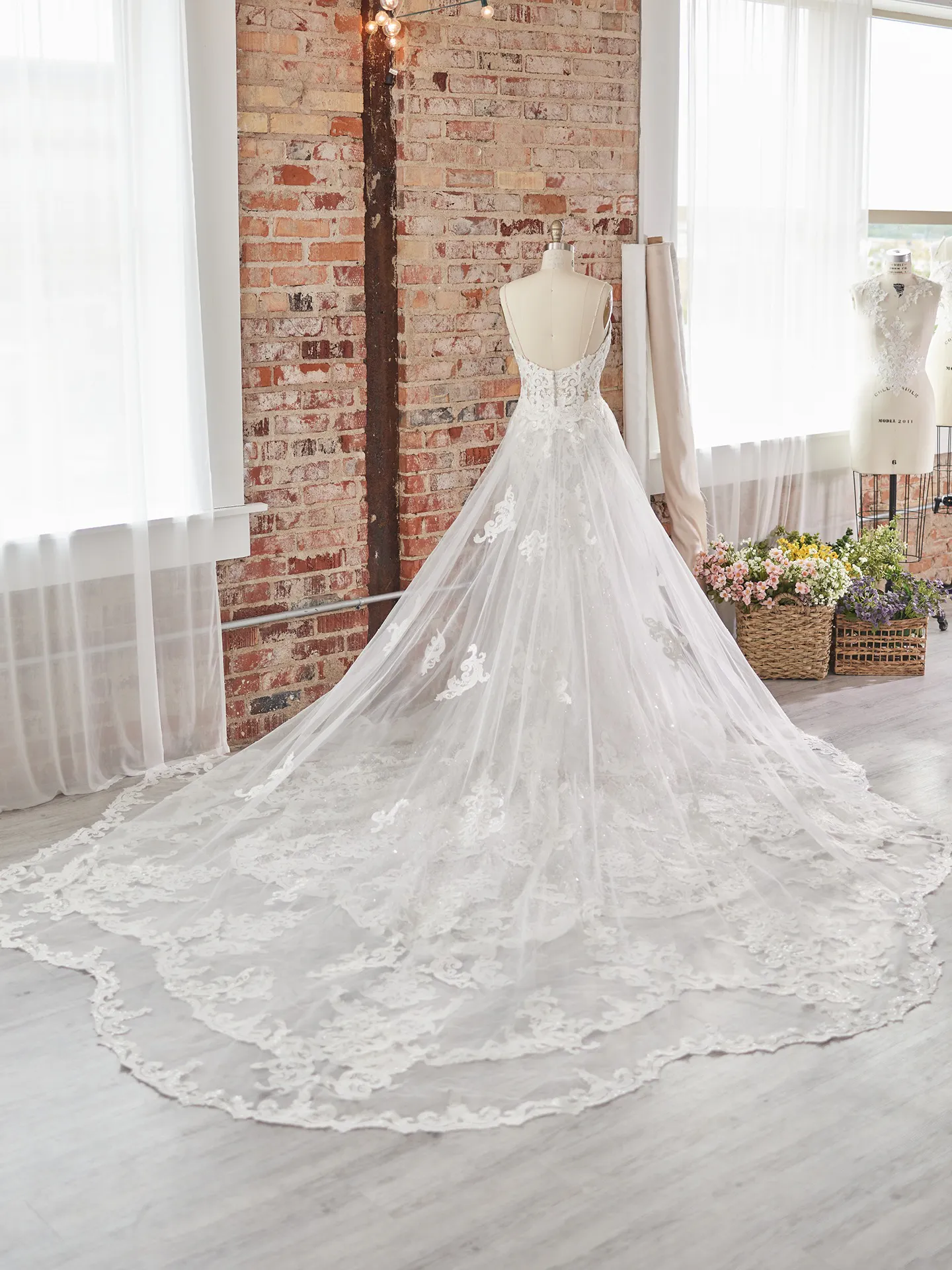 Maggie Sottero Wedding Dress Tuscany Royale Detachable Train YYDTA+21MS347000 Alt104