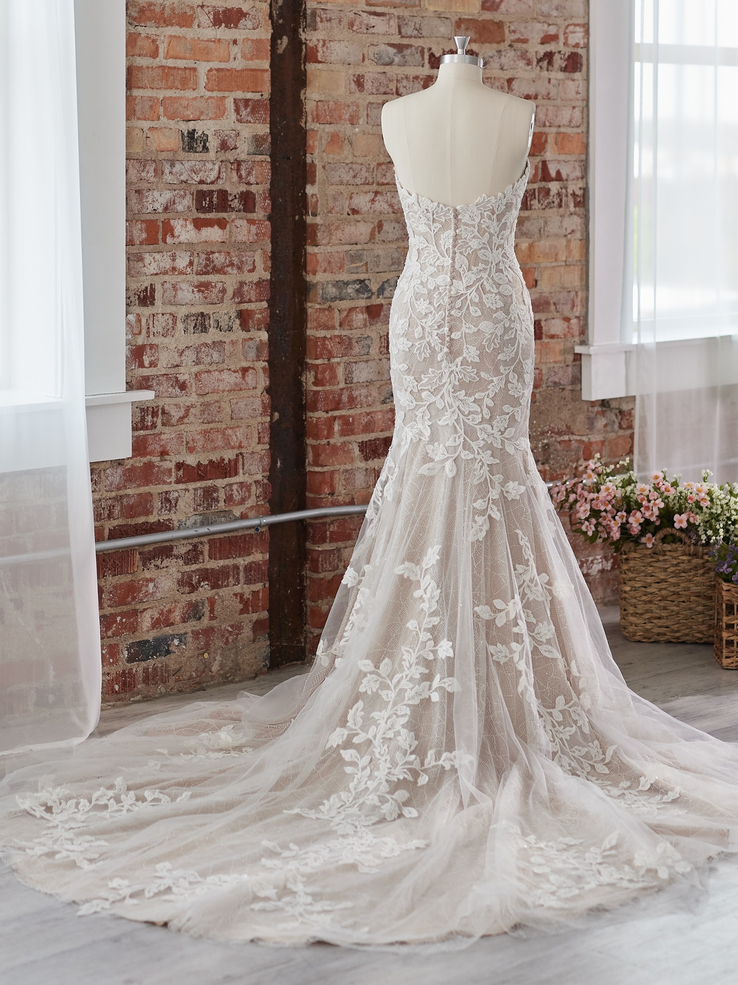 Ivy wedding outlet dress