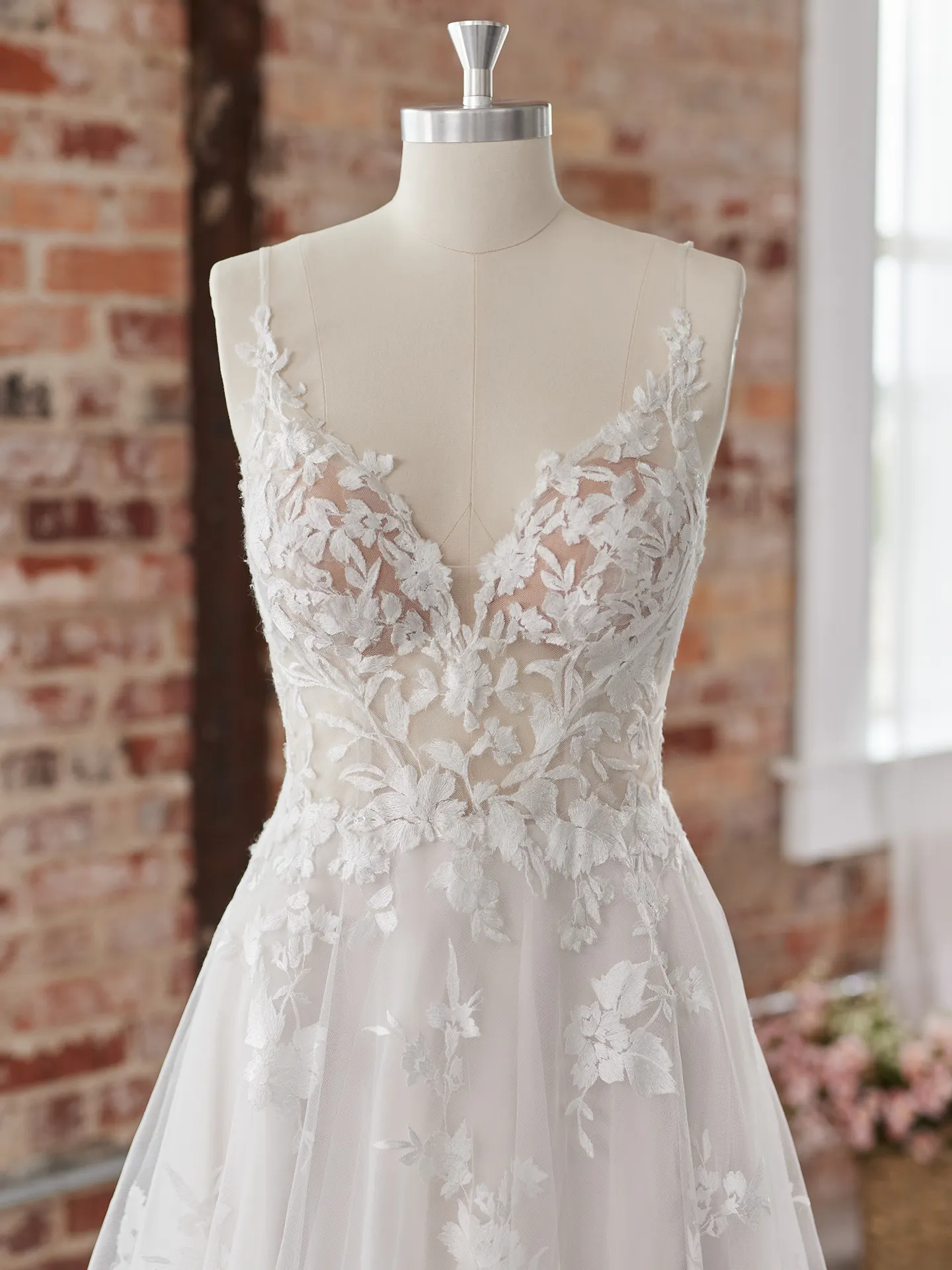 Maggie Sottero Wedding Dress Winter 22MT585A01 Alt102
