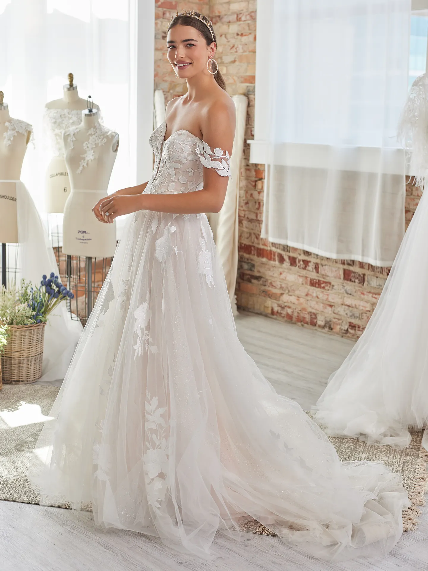 Rebecca Ingram Wedding Dress Hattie-Lane 22RT517A01 Alt050