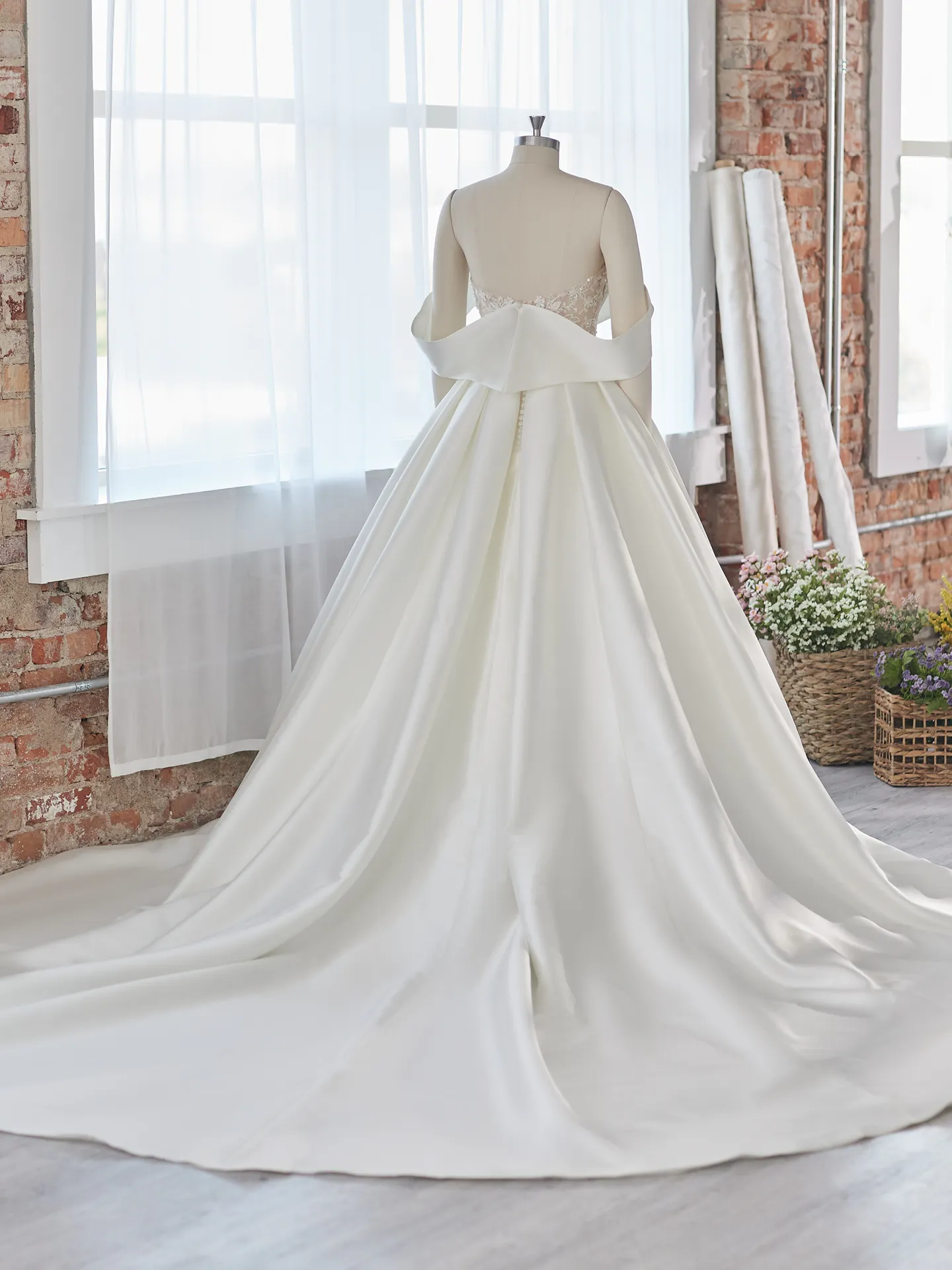 Sottero and Midgley Wedding Dress Zulima 22SV561A01 Alt104