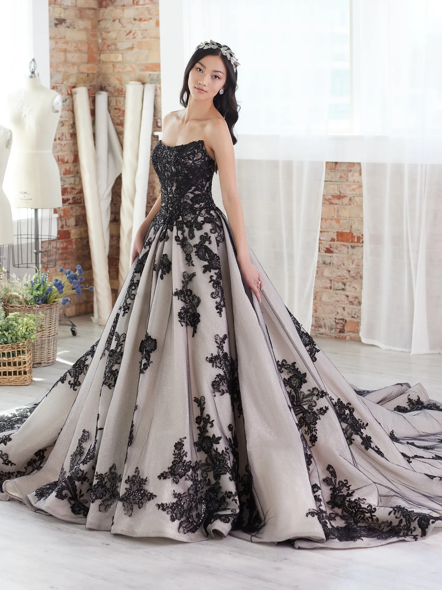 Sottero and Midgley Wedding Dress Norvinia 22SZ009A01 Alt051