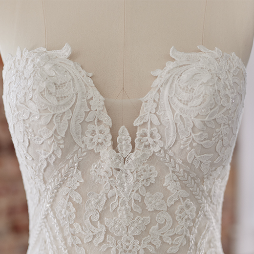 Maggie Sottero  Ralston 22MS500 bp03_Neckline