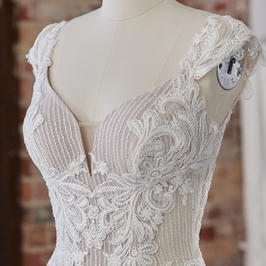 Sottero and Midgley  Rashida 22SC556 bp03_Neckline