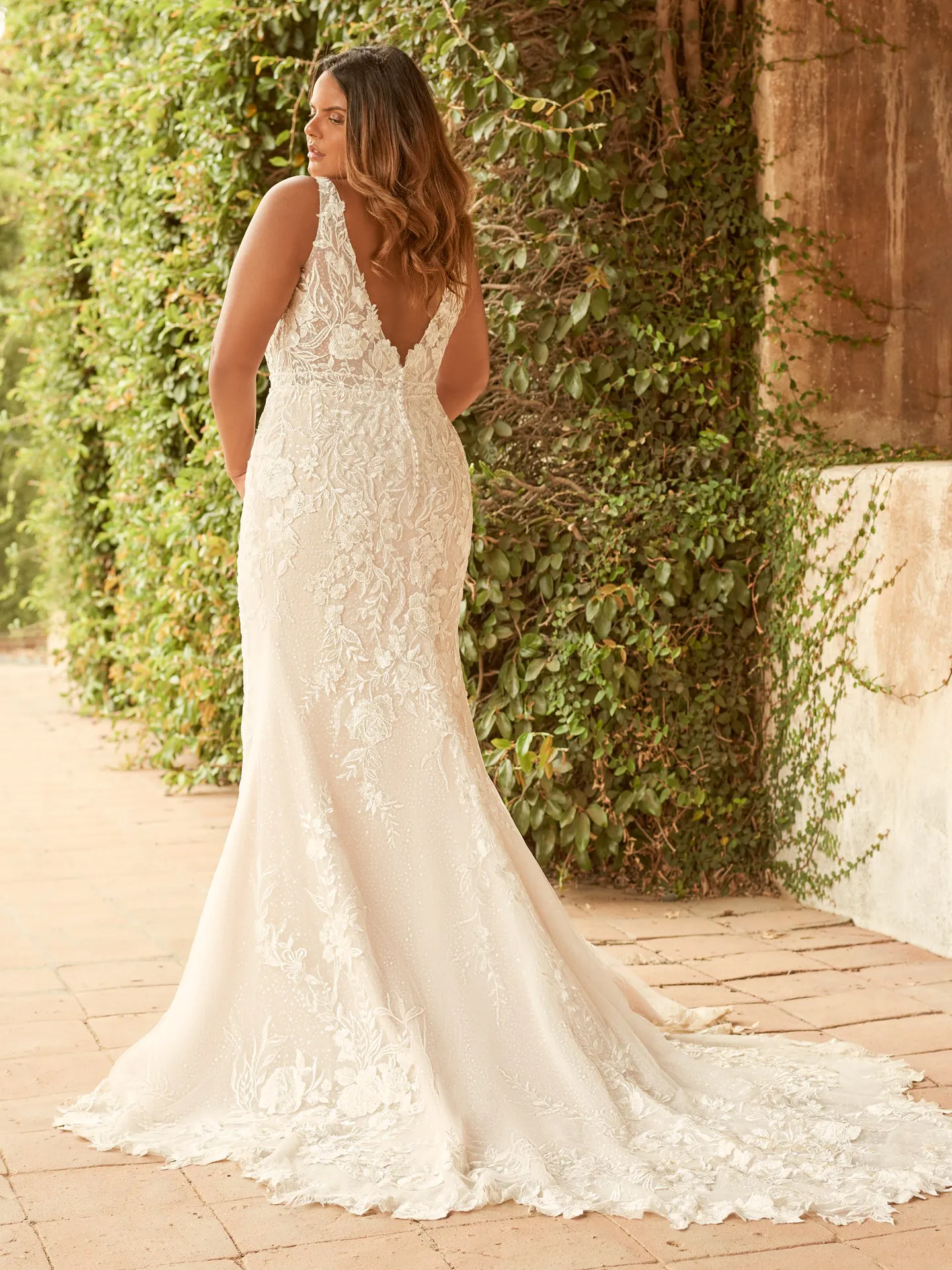 Maggie Sottero Fit-and-Flare-Wedding-Dress Albany 22MK508 Alt3