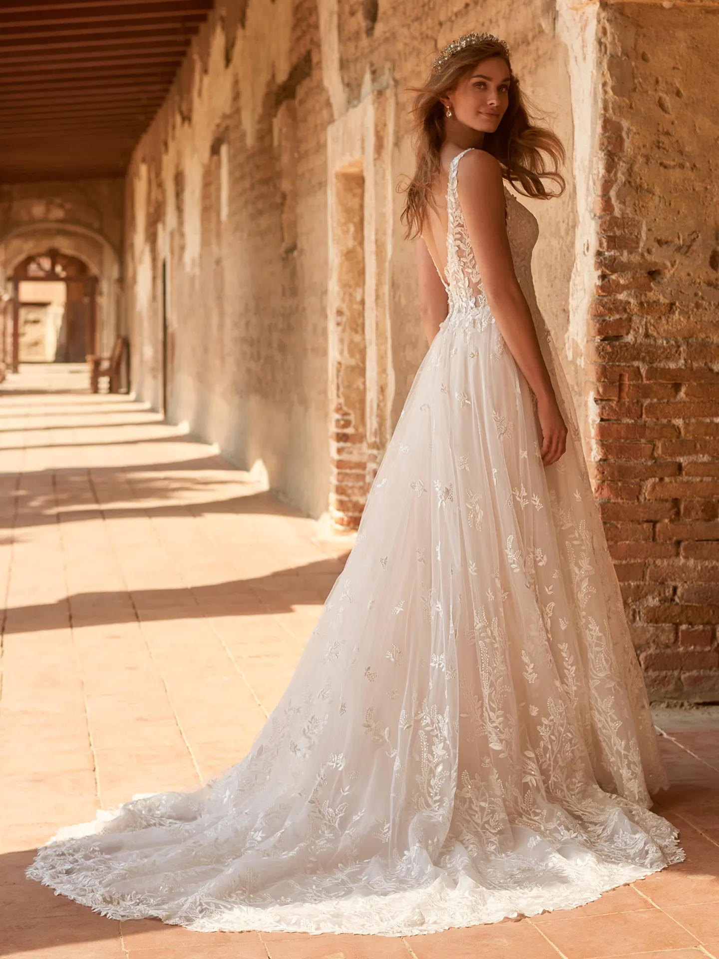 Maggie Sottero Sheath-Wedding-Dress Mindel 22MT550 Alt9