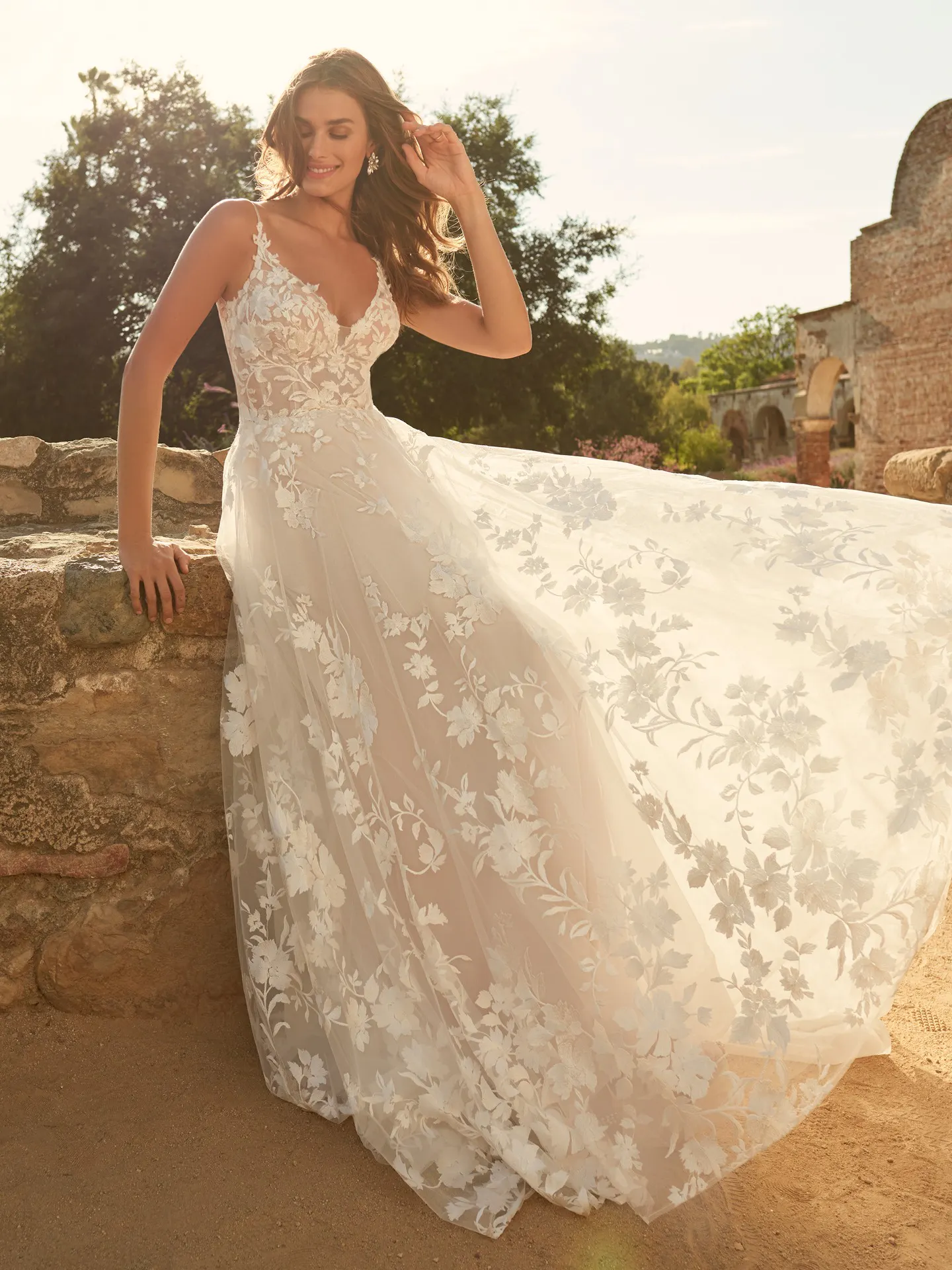 Maggie Sottero A-Line-Wedding-Dress Winter 22MT585 Alt2