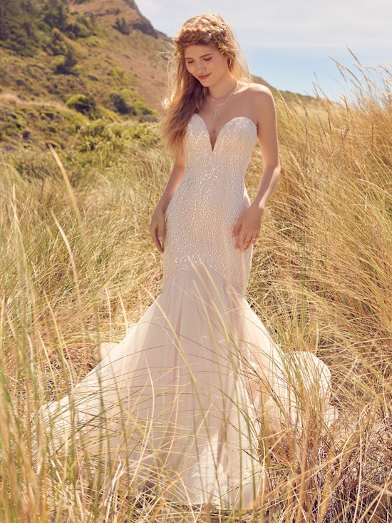 Rebecca Ingram Fit-and-Flare-Wedding-Dress Aretha 22RK577 Alt1