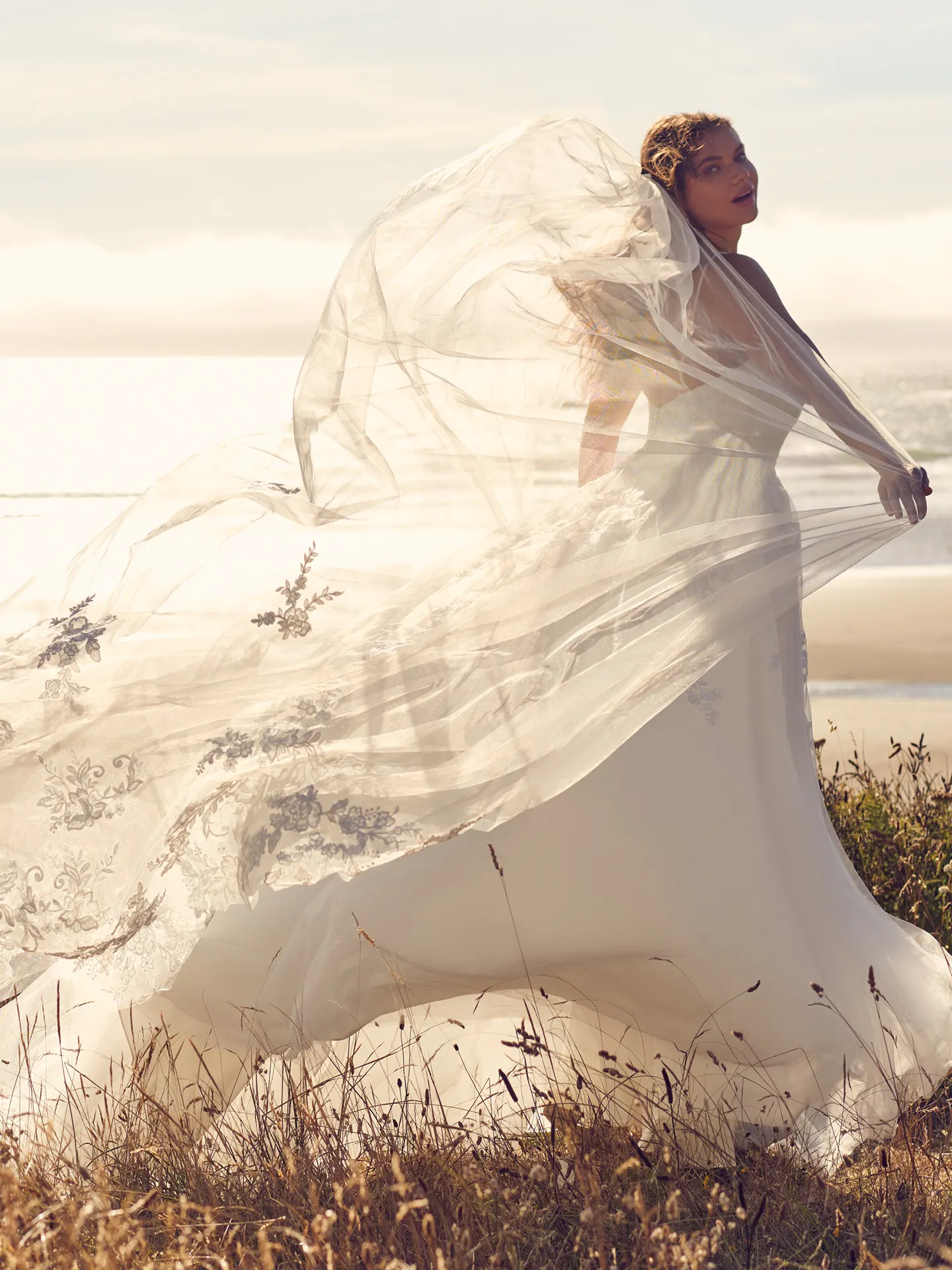 Rebecca Ingram A-Line-Wedding-Dress Evora 22RN541 Alt6