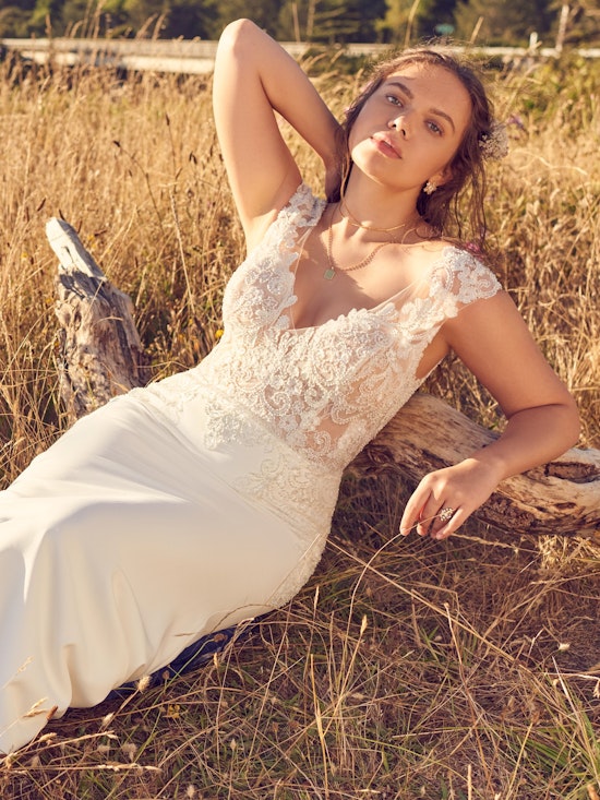 Rebecca Ingram Sheath-Wedding-Dress Fleur 22RK540 Alt2