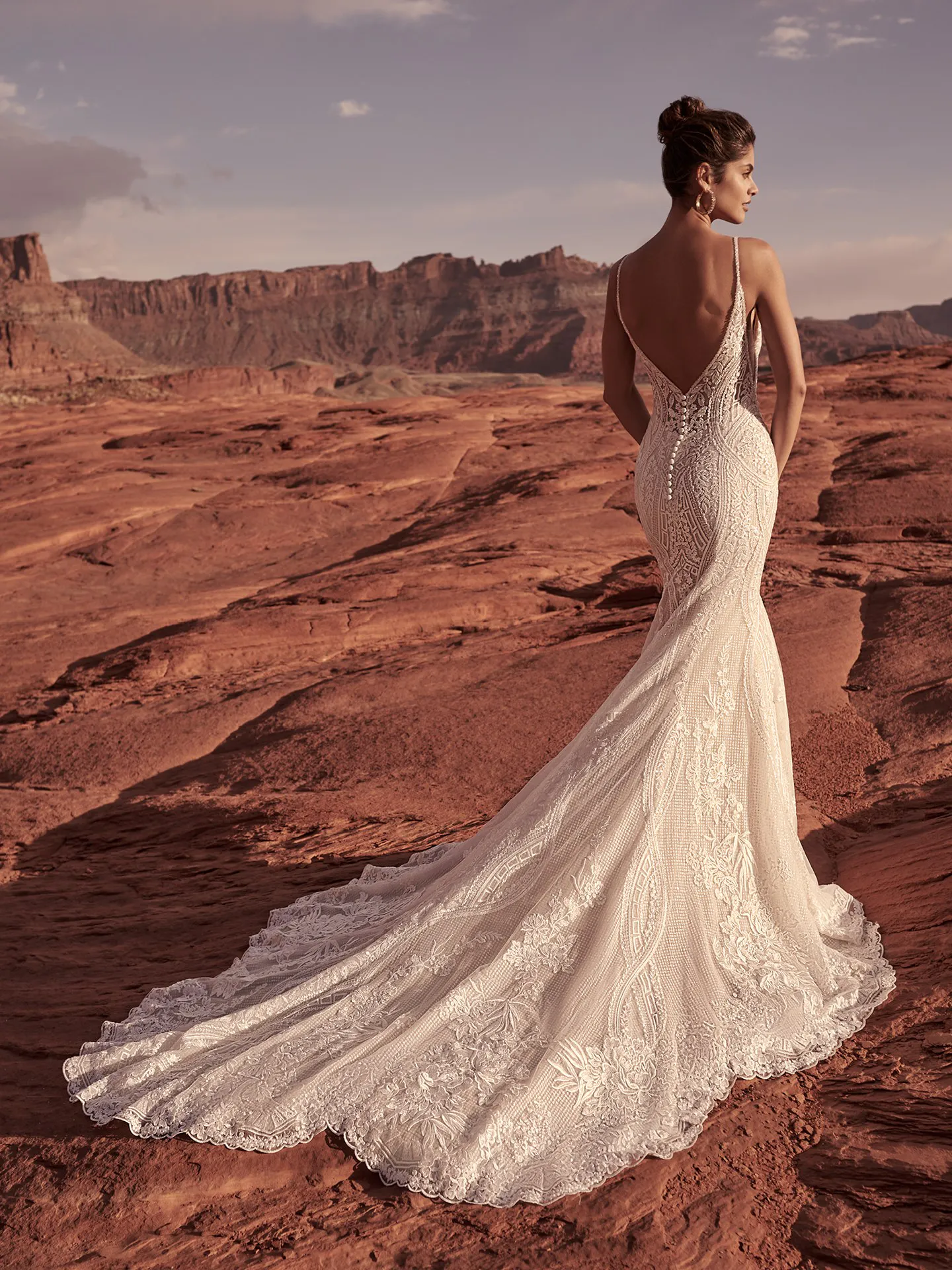 Sottero and Midgley Fit and Flare Wedding Dress Bailey 22SK903A01 PROMO3