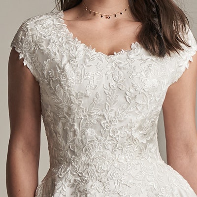 Rebecca Ingram Iona Leigh 22RS591B01 A Line Wedding Dress bp02_FrontBodice