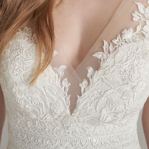 Rebecca Ingram Betty Lynette 22RT969B01 Sheath Wedding Dress bp03_Neckline
