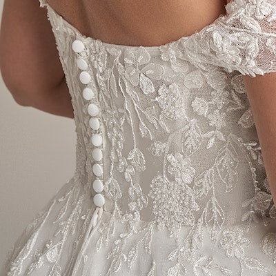 Rebecca Ingram Ainsleigh 22RK944A01 A Line Wedding Dress bp07_Closure
