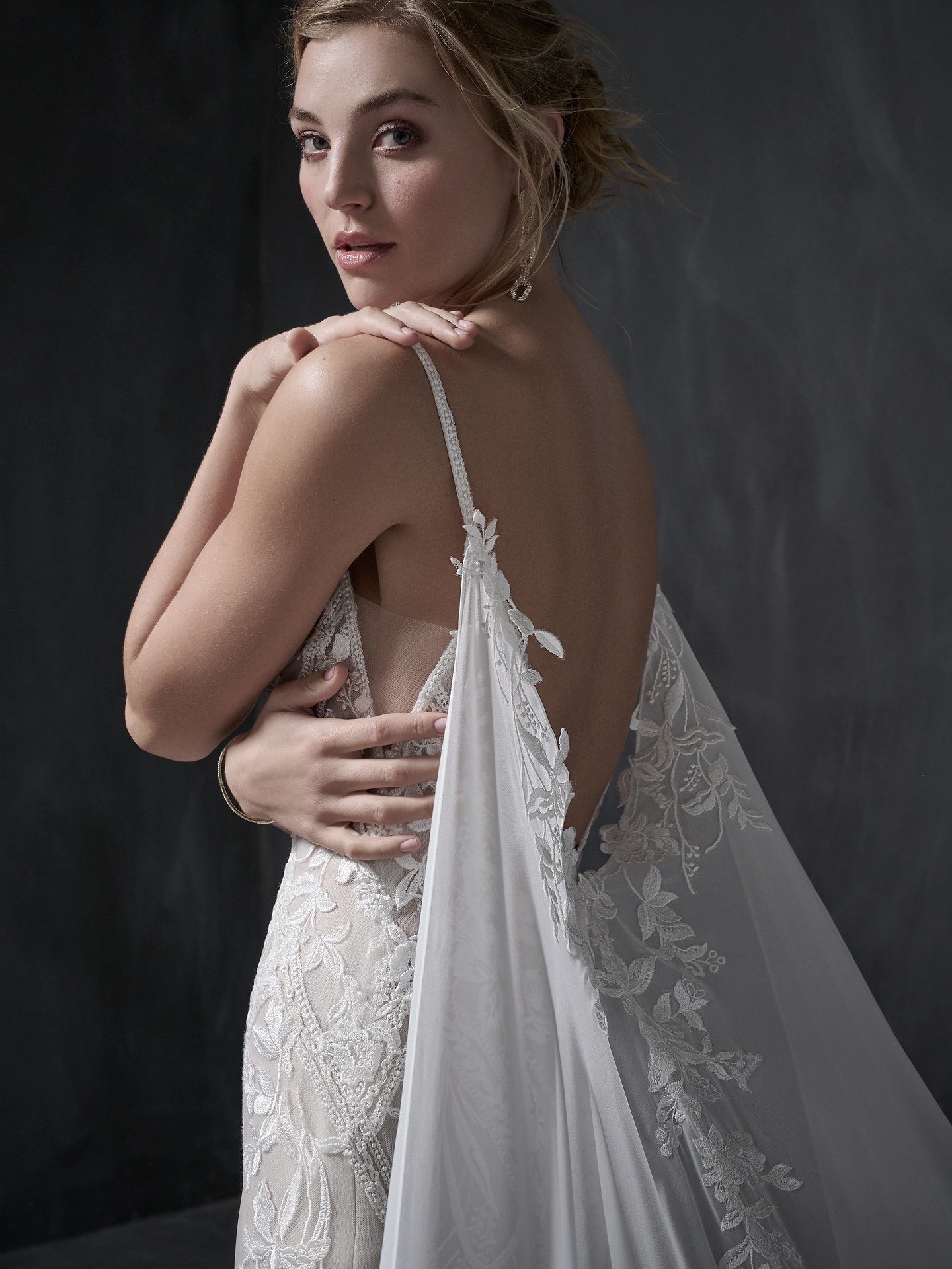 Lace 2024 wedding cape