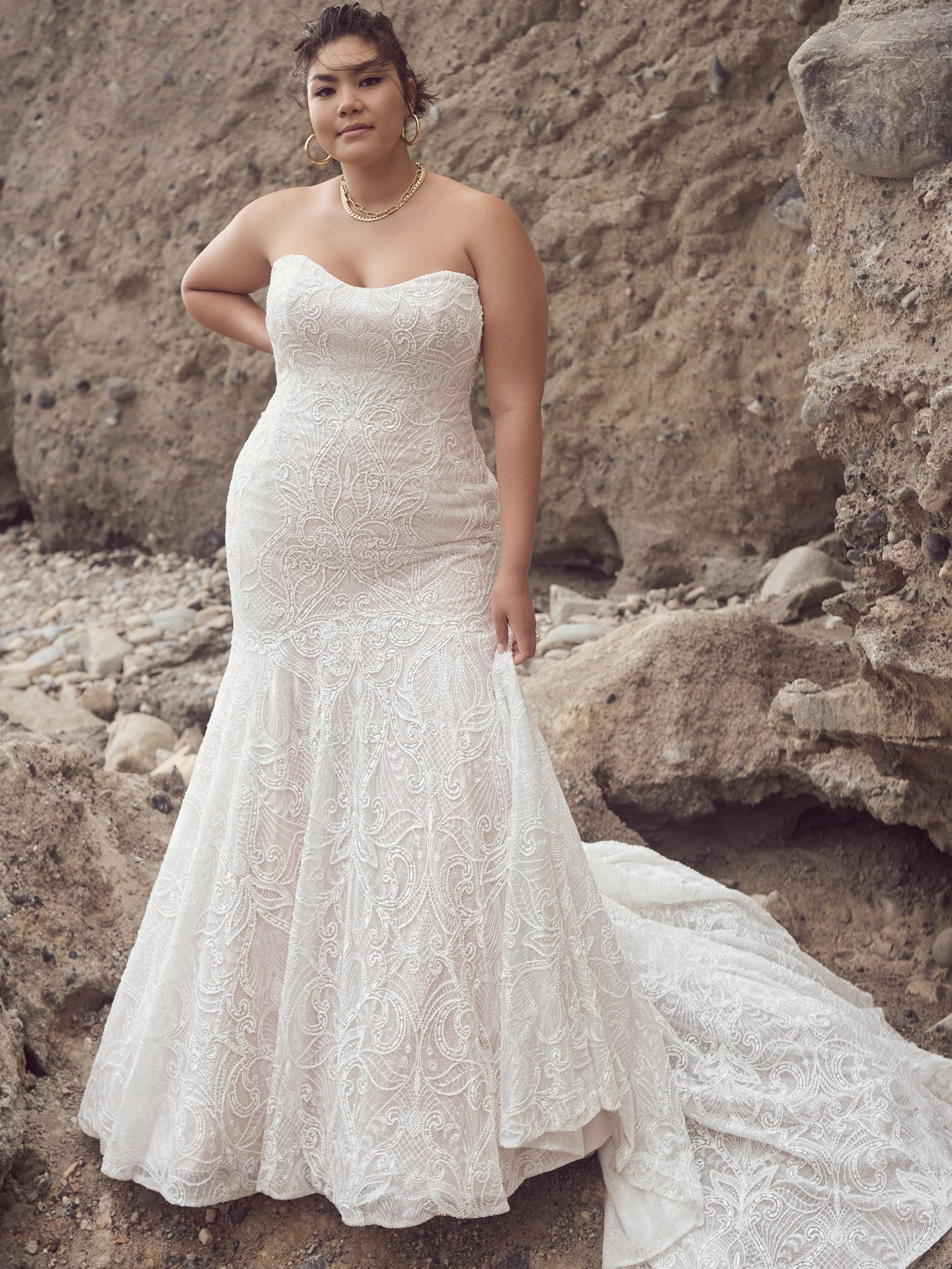 Champagne Sheath Wedding Gown with Ivory Lace Appliques – loveangeldress
