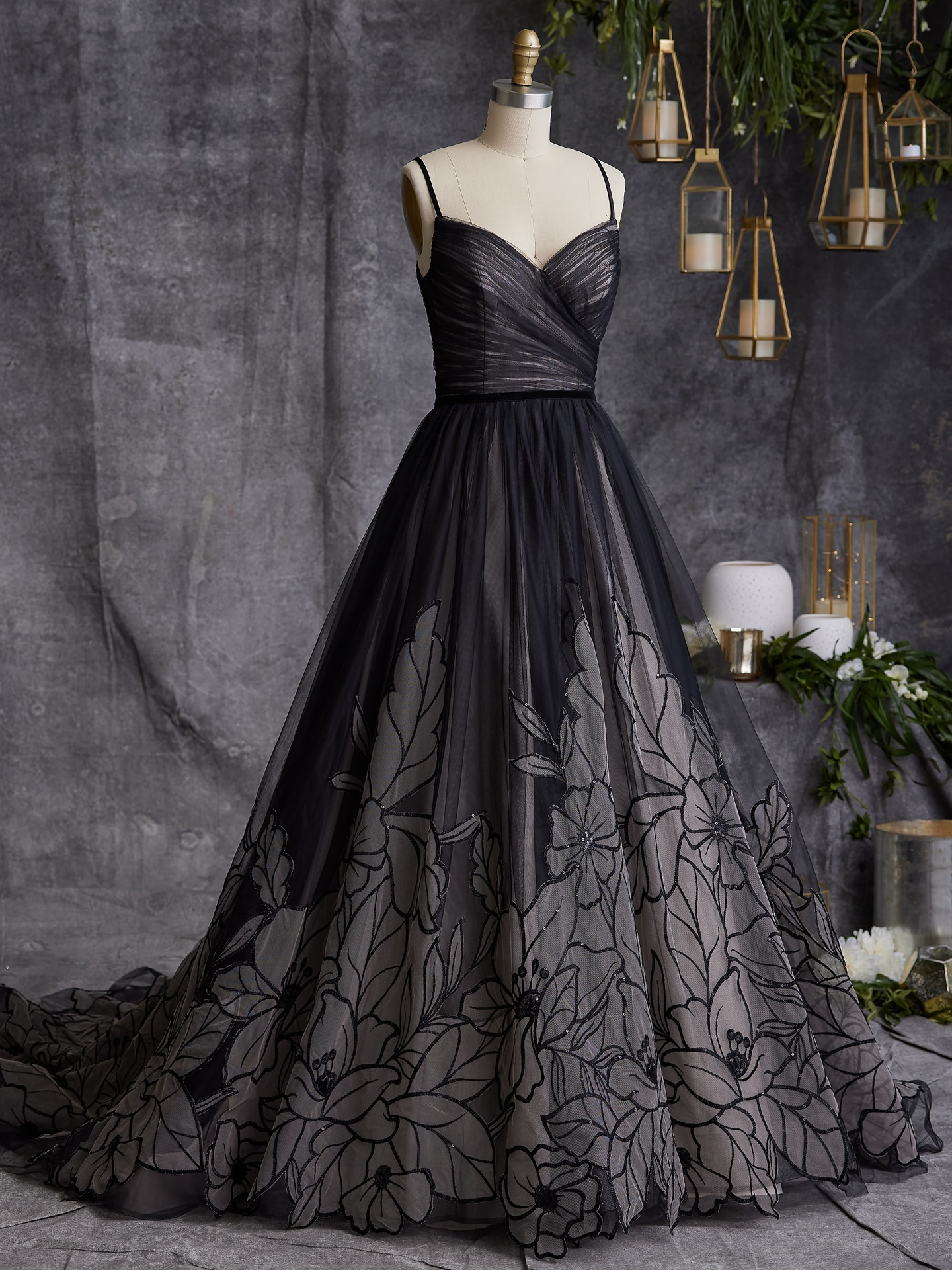 Dark maro s wedding orders dress