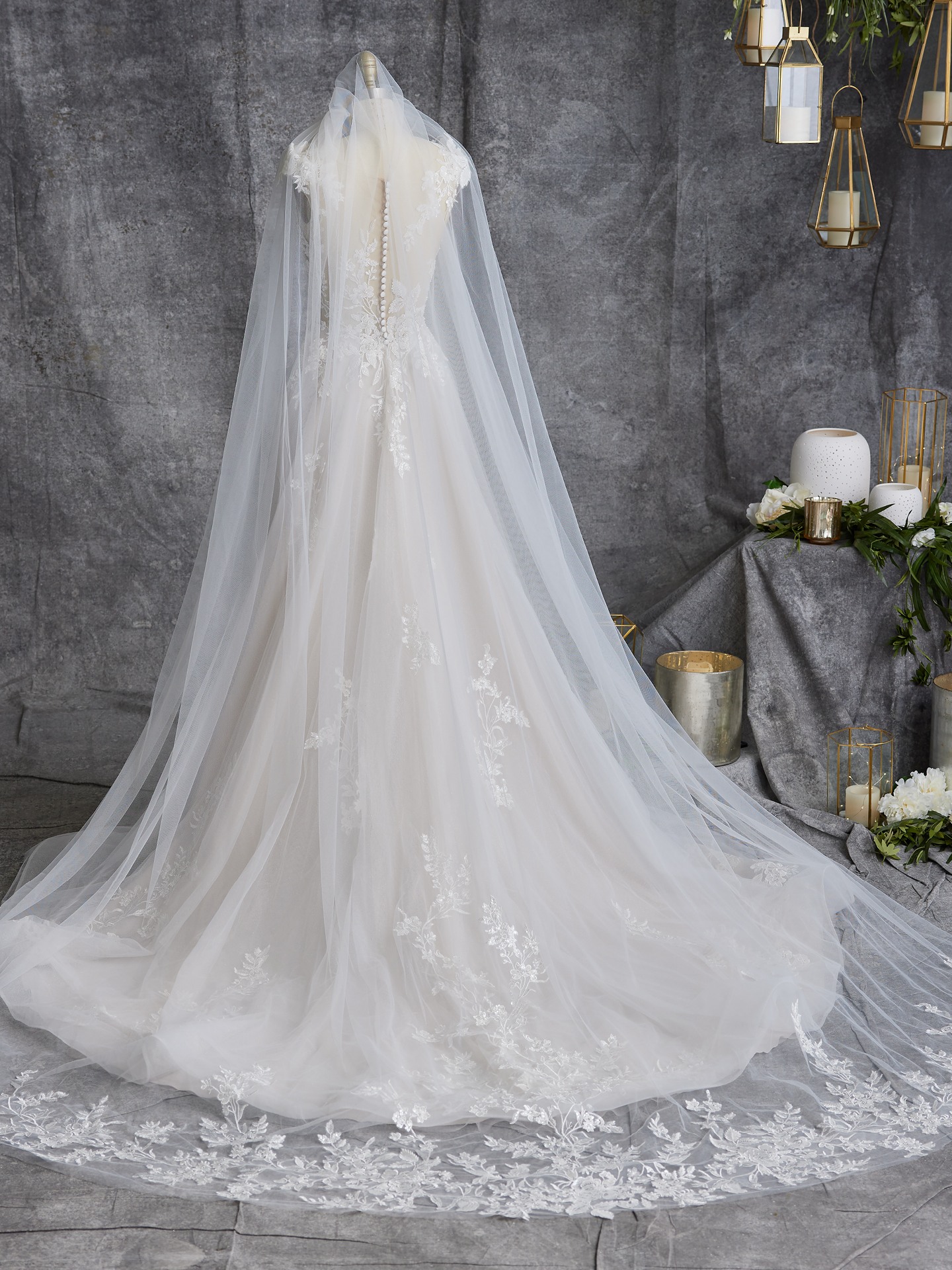 Maggie sottero emma outlet veil