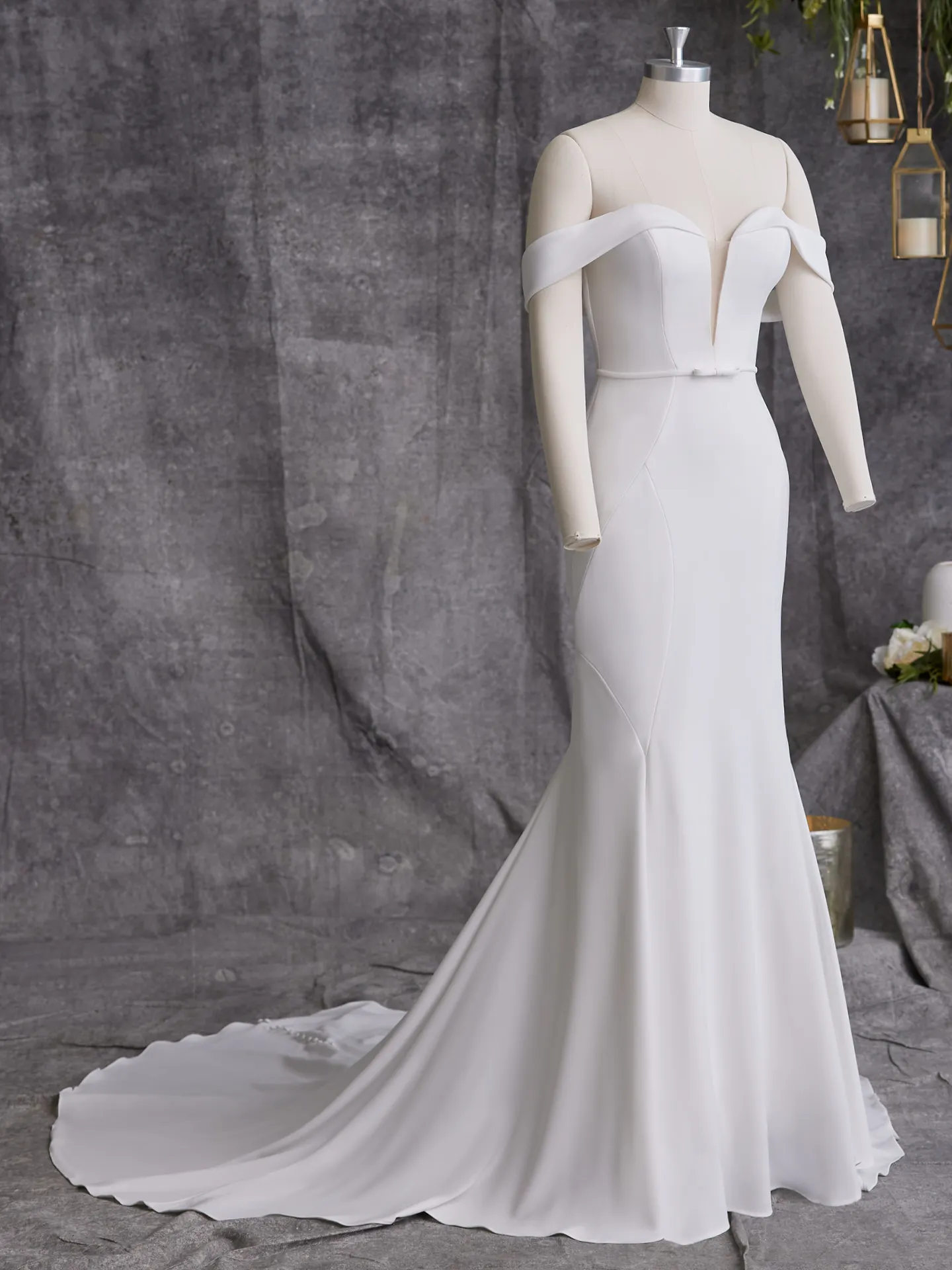 Rebecca Ingram Sheath Wedding Dress Moriah 23RW099A01 Alt100