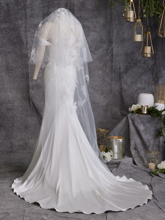 Romantic Cathedral Veil with Lace