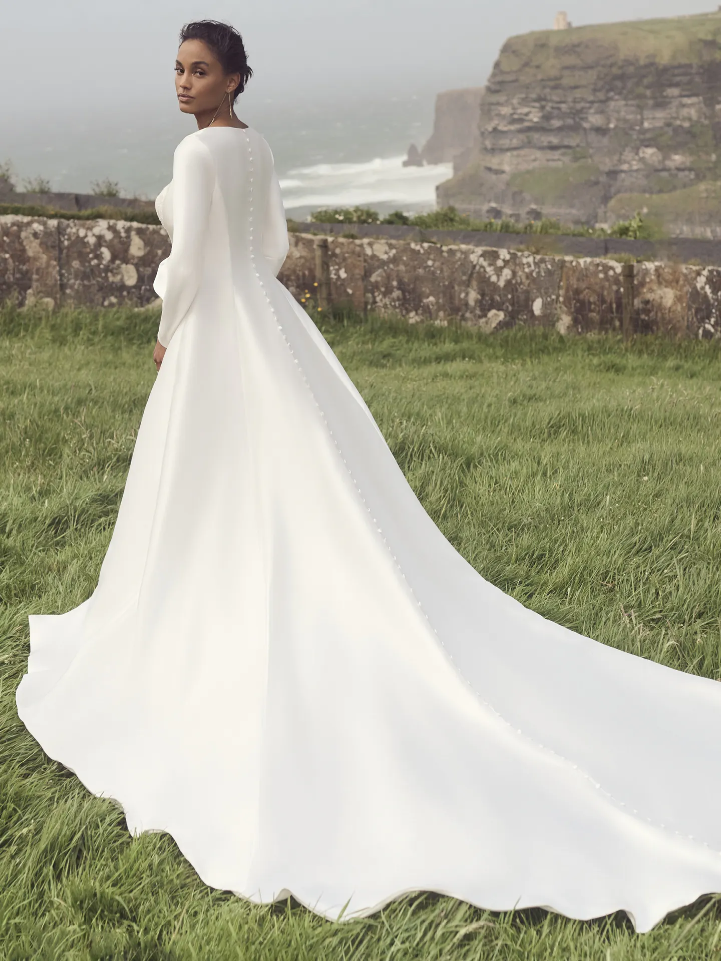 Rebecca Ingram Sheath Wedding Dress Helen 23RS081B01 promo8