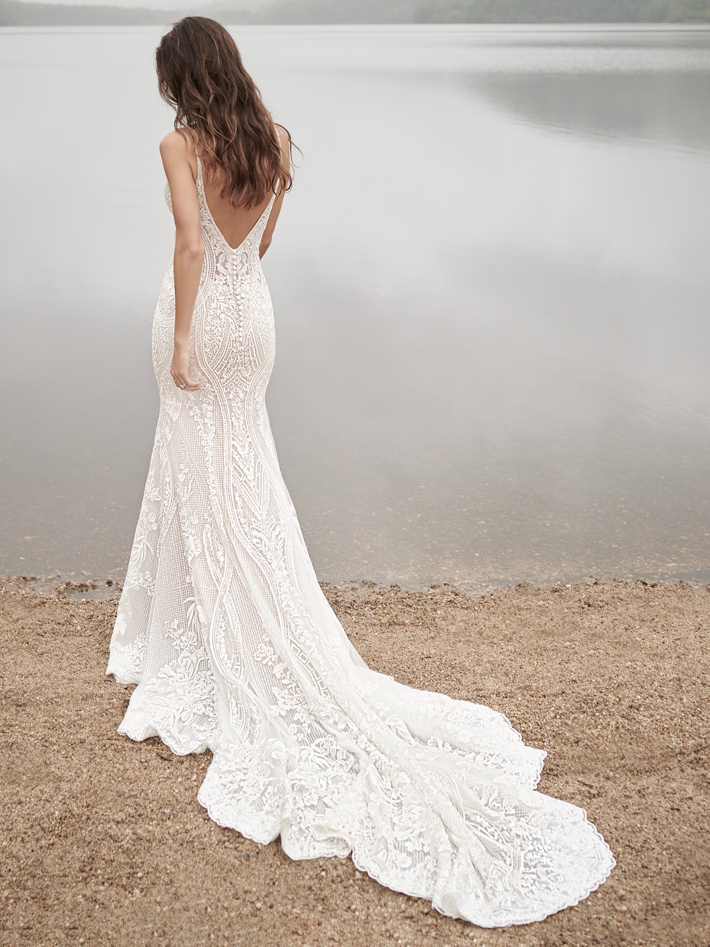Bailey Sexy V-Back Bridal Gown with Elegant Tulle Train