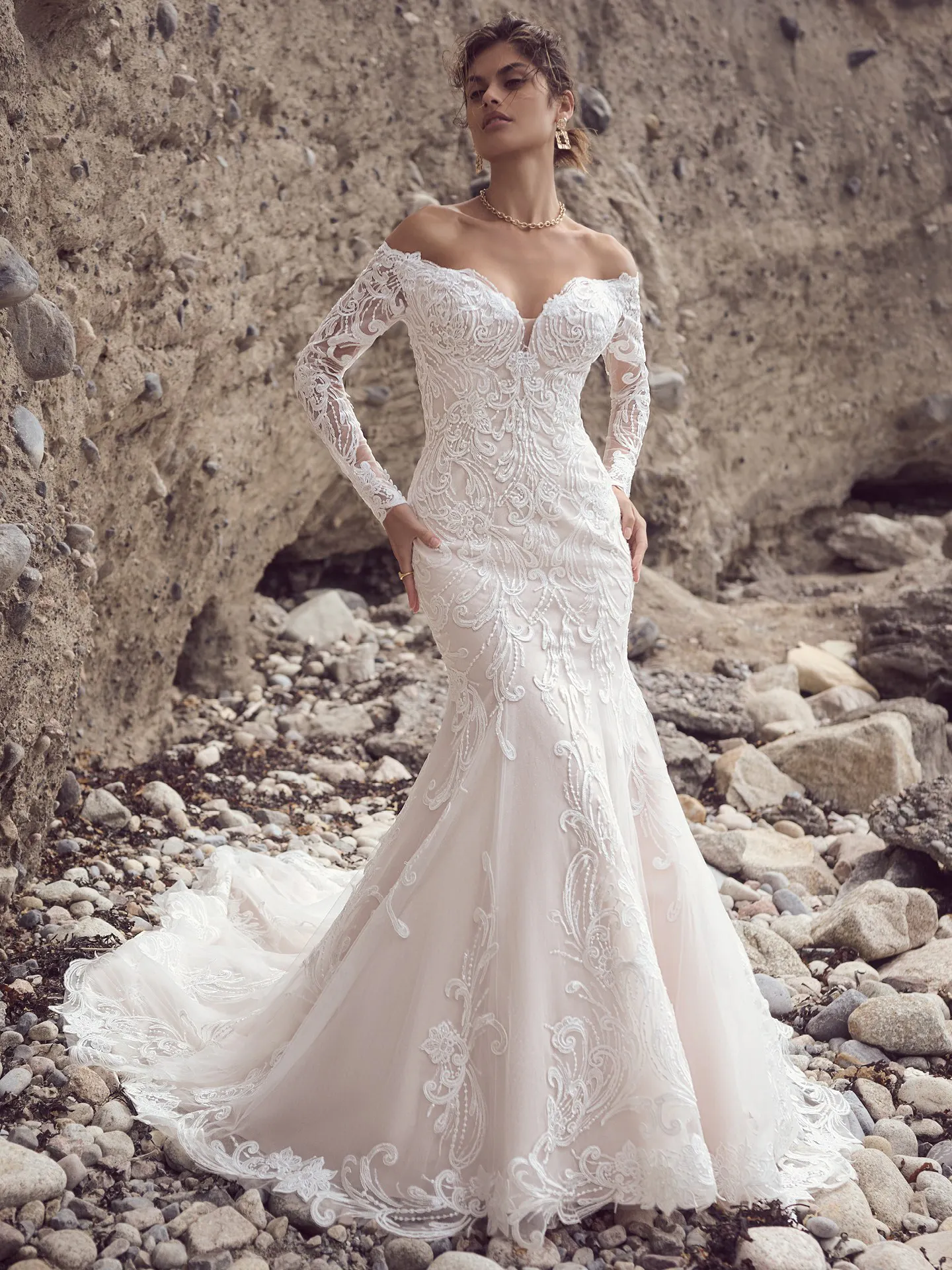 Sottero and Midgley Fit and Flare Wedding Dress Viola 23ST104A01 promo8
