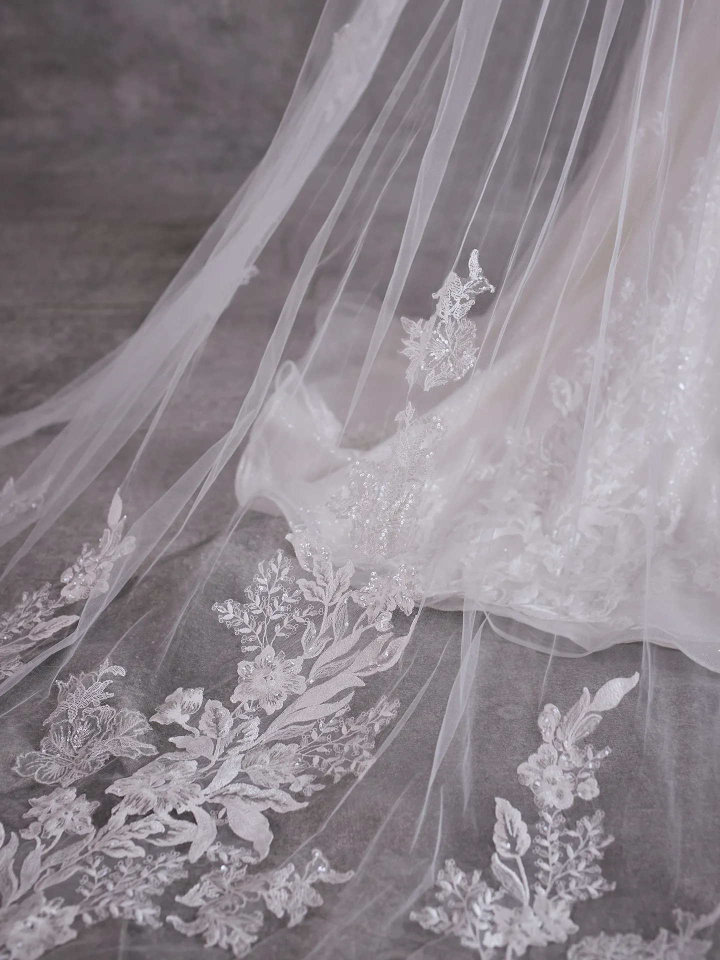 Sottero and Midgley Chapel Wedding Veil Dove VLB23SS060000 PROMO4