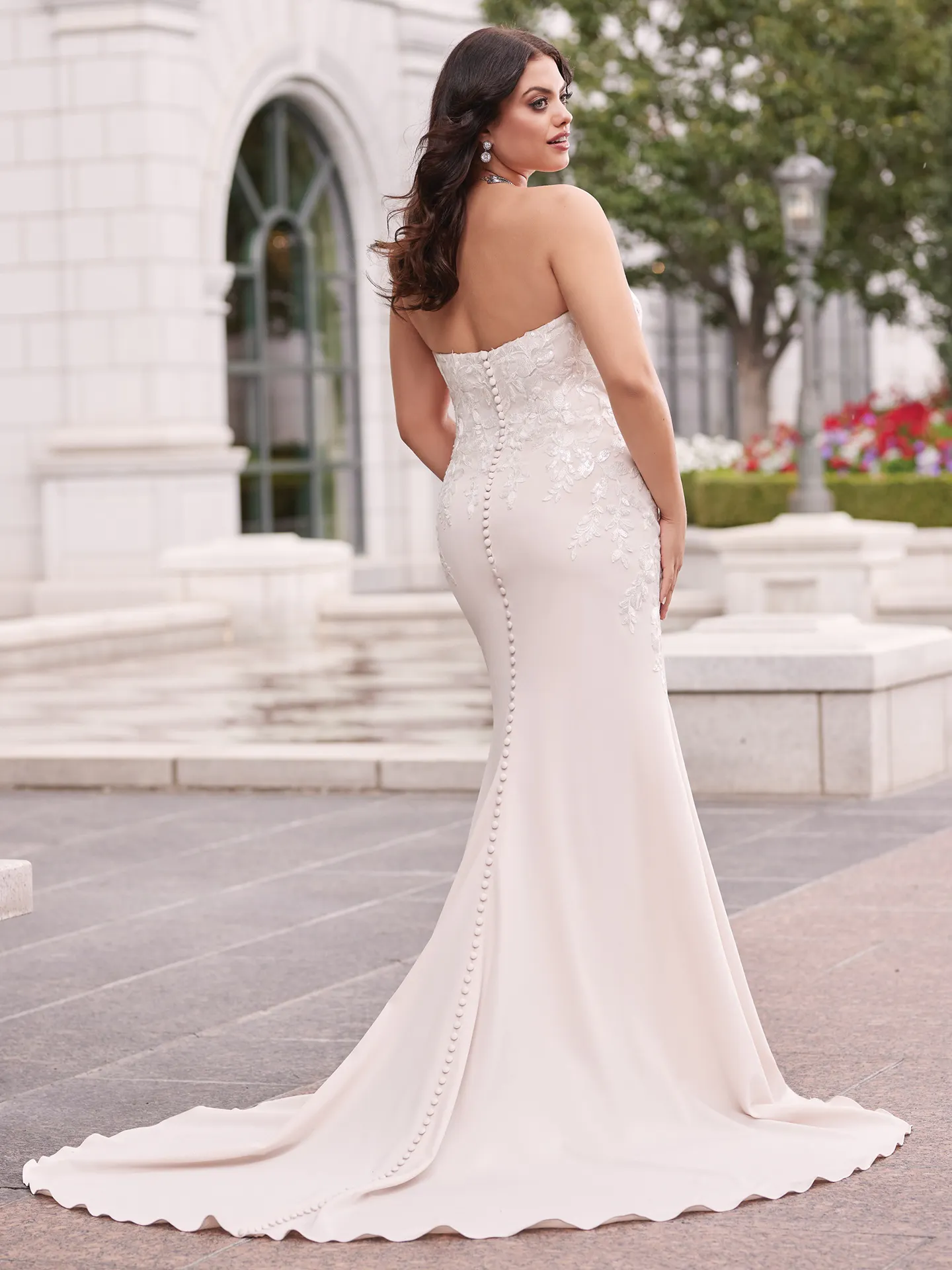 Rebecca Ingram Sheath-Wedding-Dress Lily 22RN973A01 Alt13
