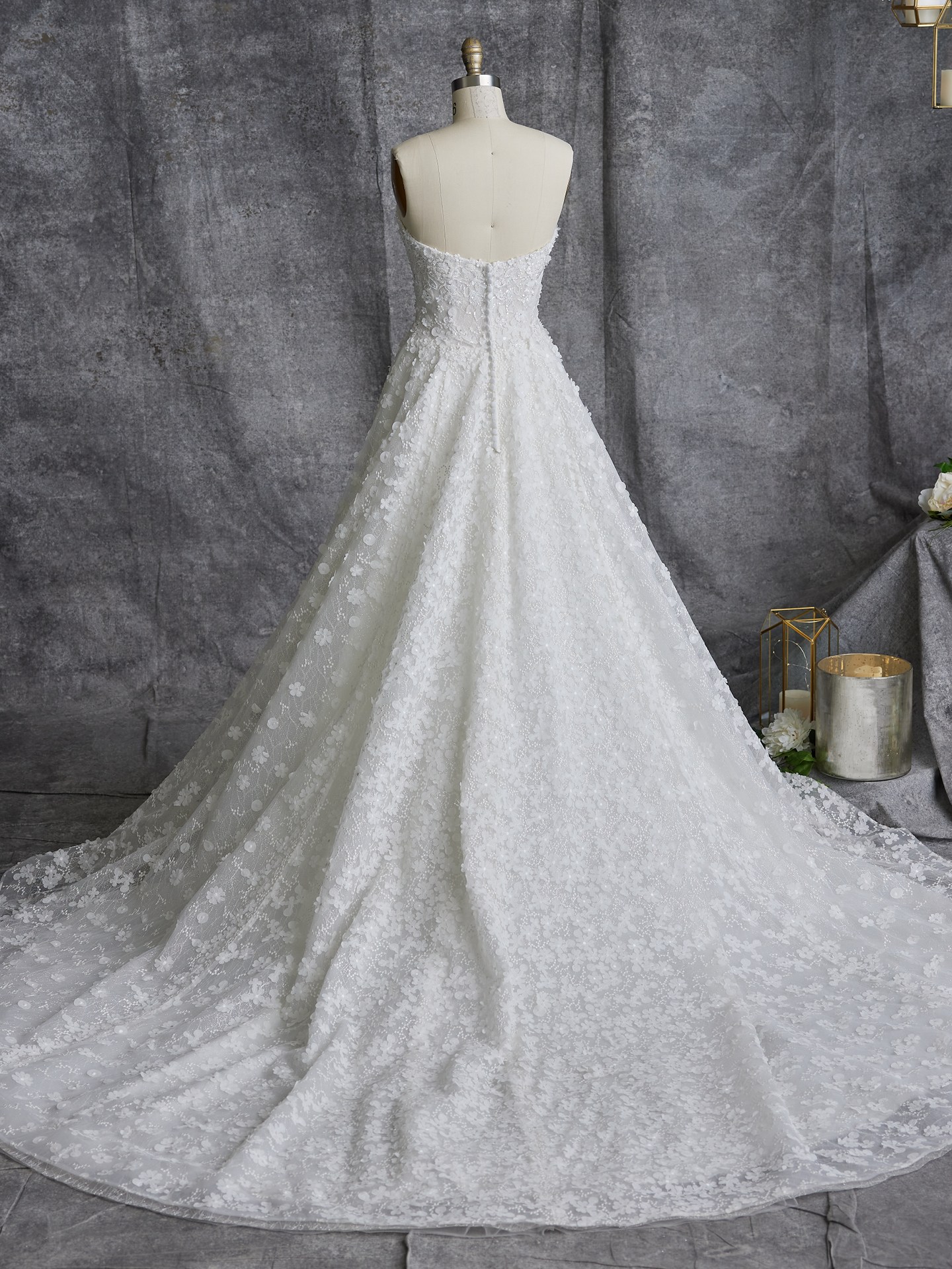 Juliet 1446 Long 3D Floral Appliques Sweetheart Neckline Ball Gown –  DiscountDressShop